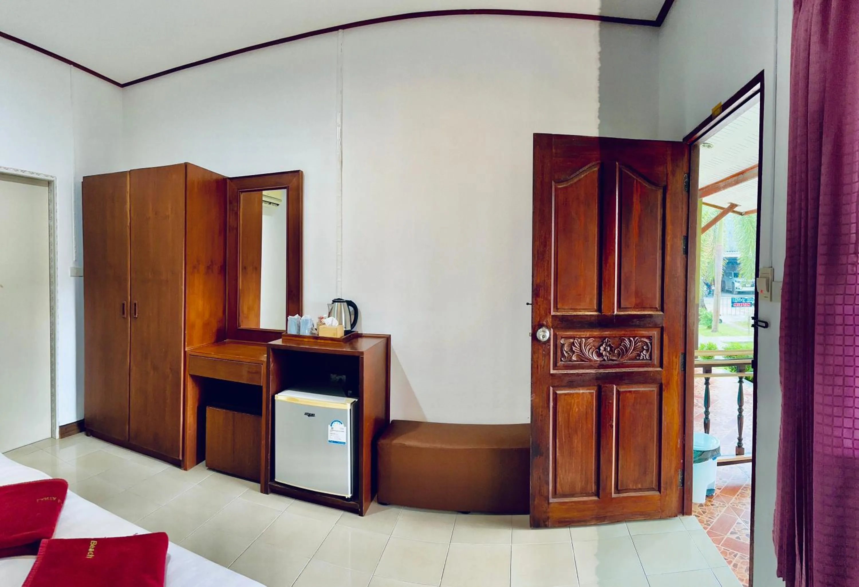 Photo of the whole room in Lanta L.D. Beach Bungalow