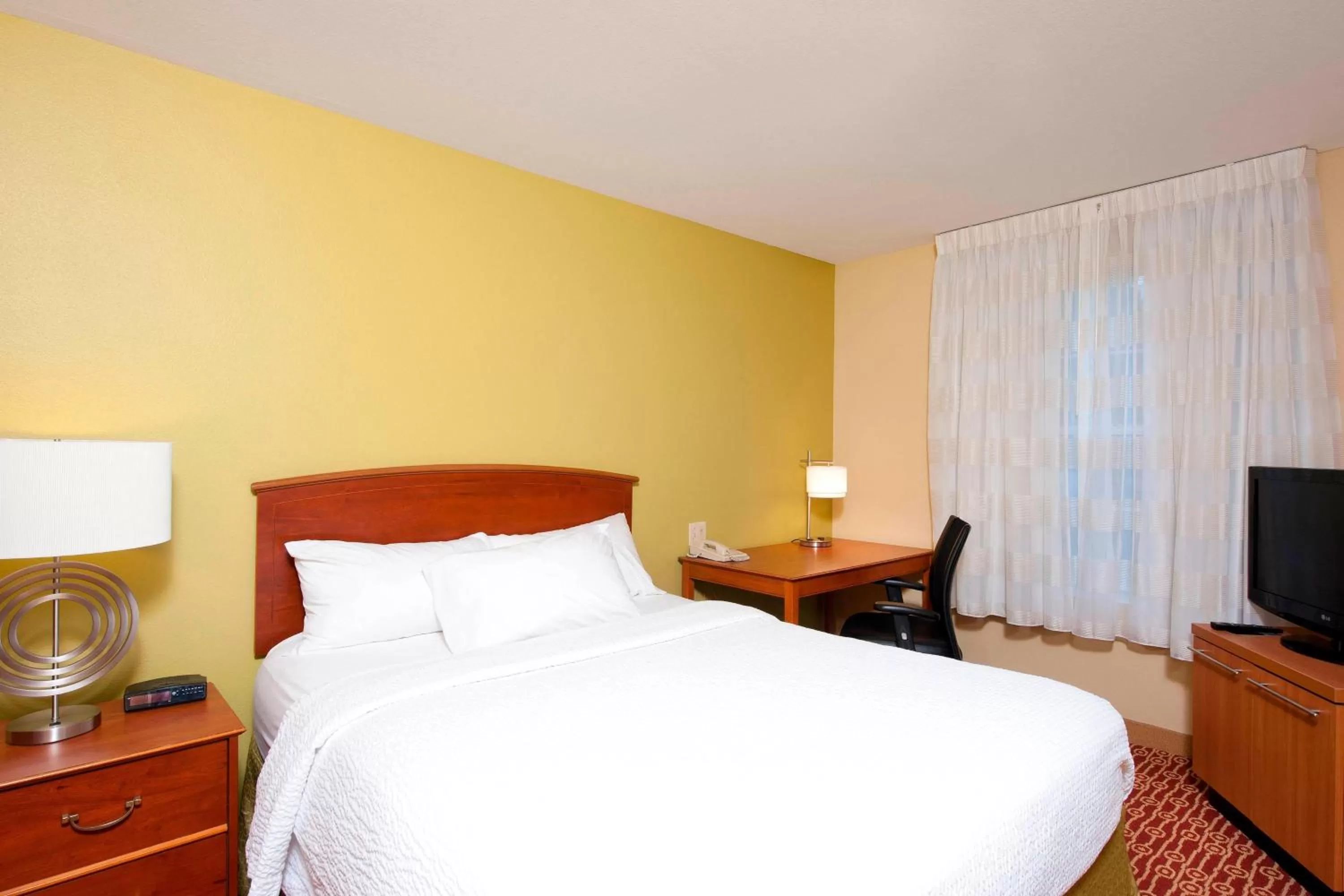 Two-Bedroom Suite in TownePlace Suites by Marriott Bloomington