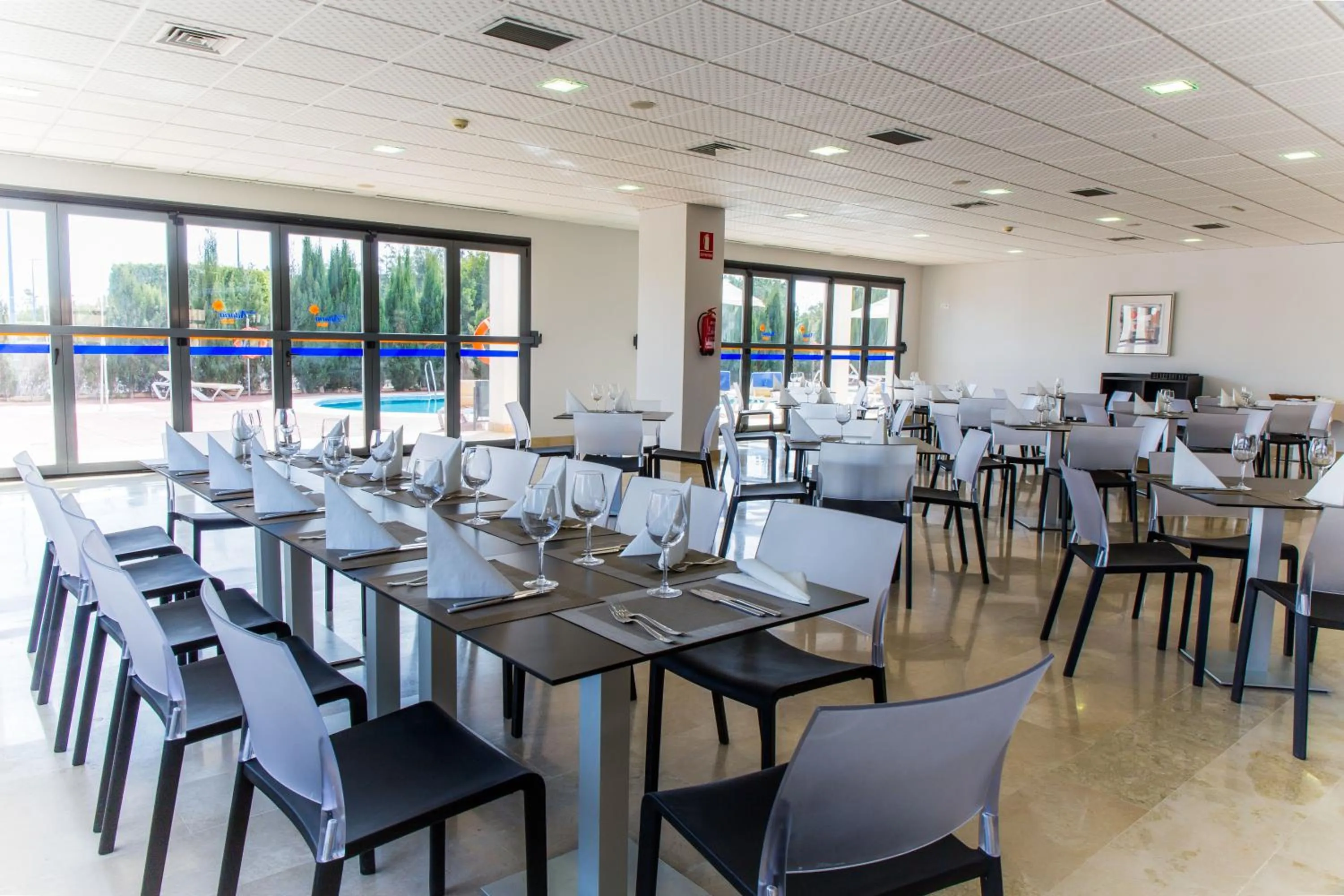 Restaurant/places to eat in Hotel Adaria Vera