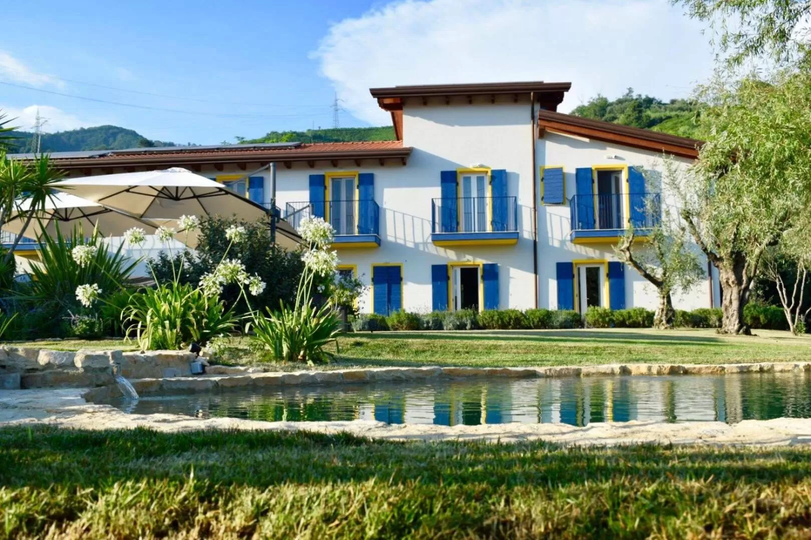 Property building in Le Ginestre