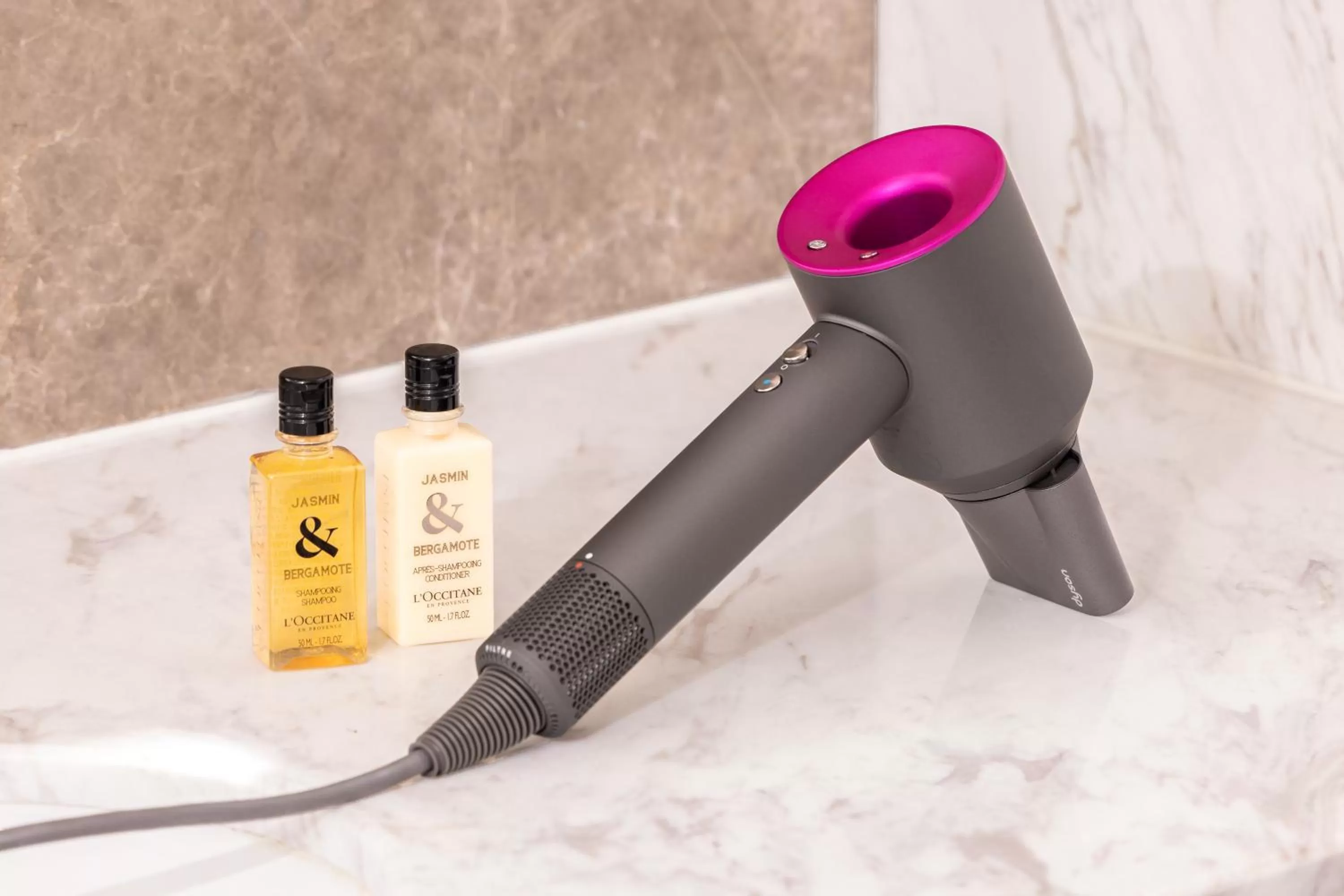 Bathroom in Midtown Shangri-La, Hangzhou