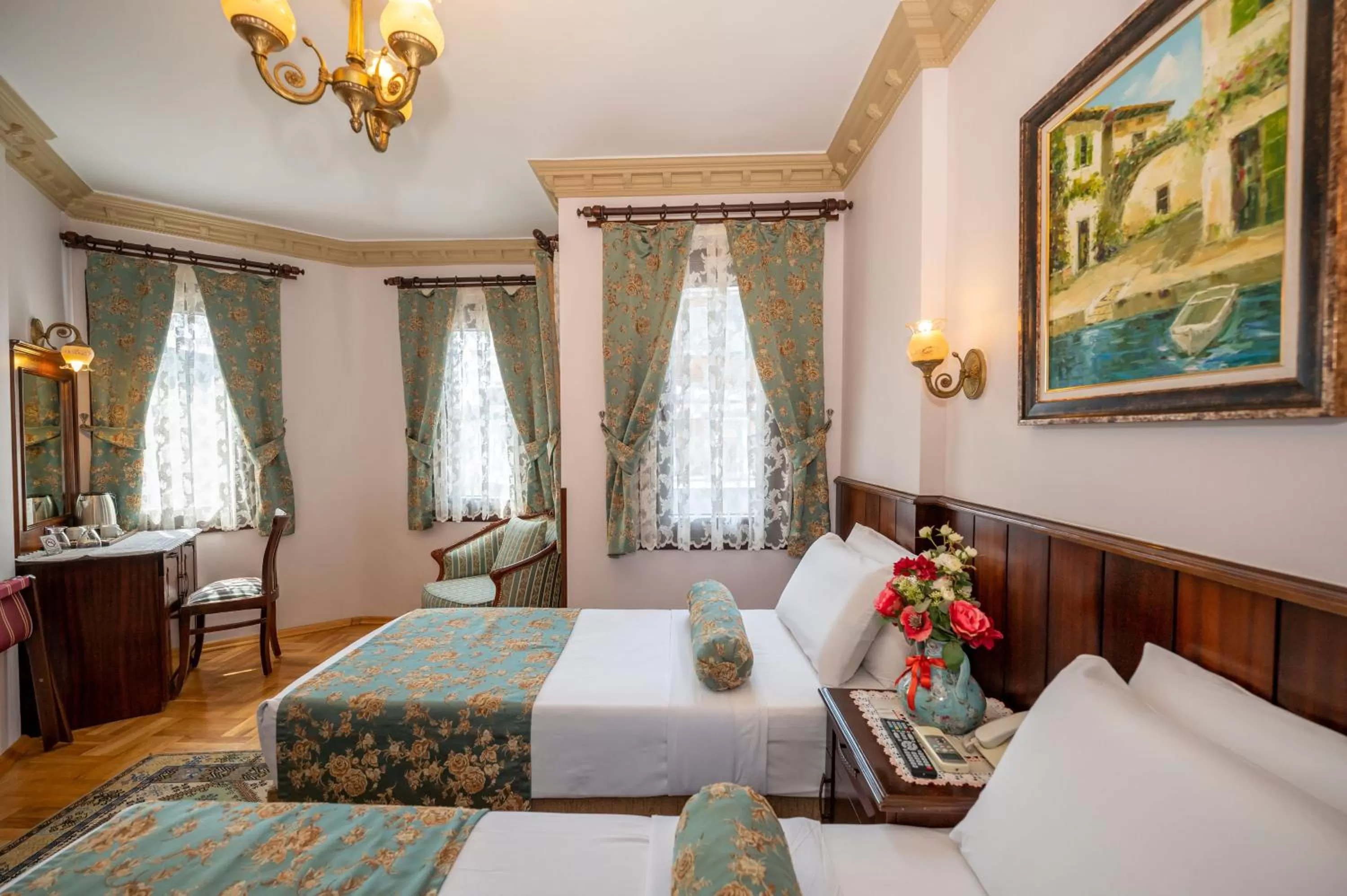 Photo of the whole room, Bed in Osmanhan Hotel