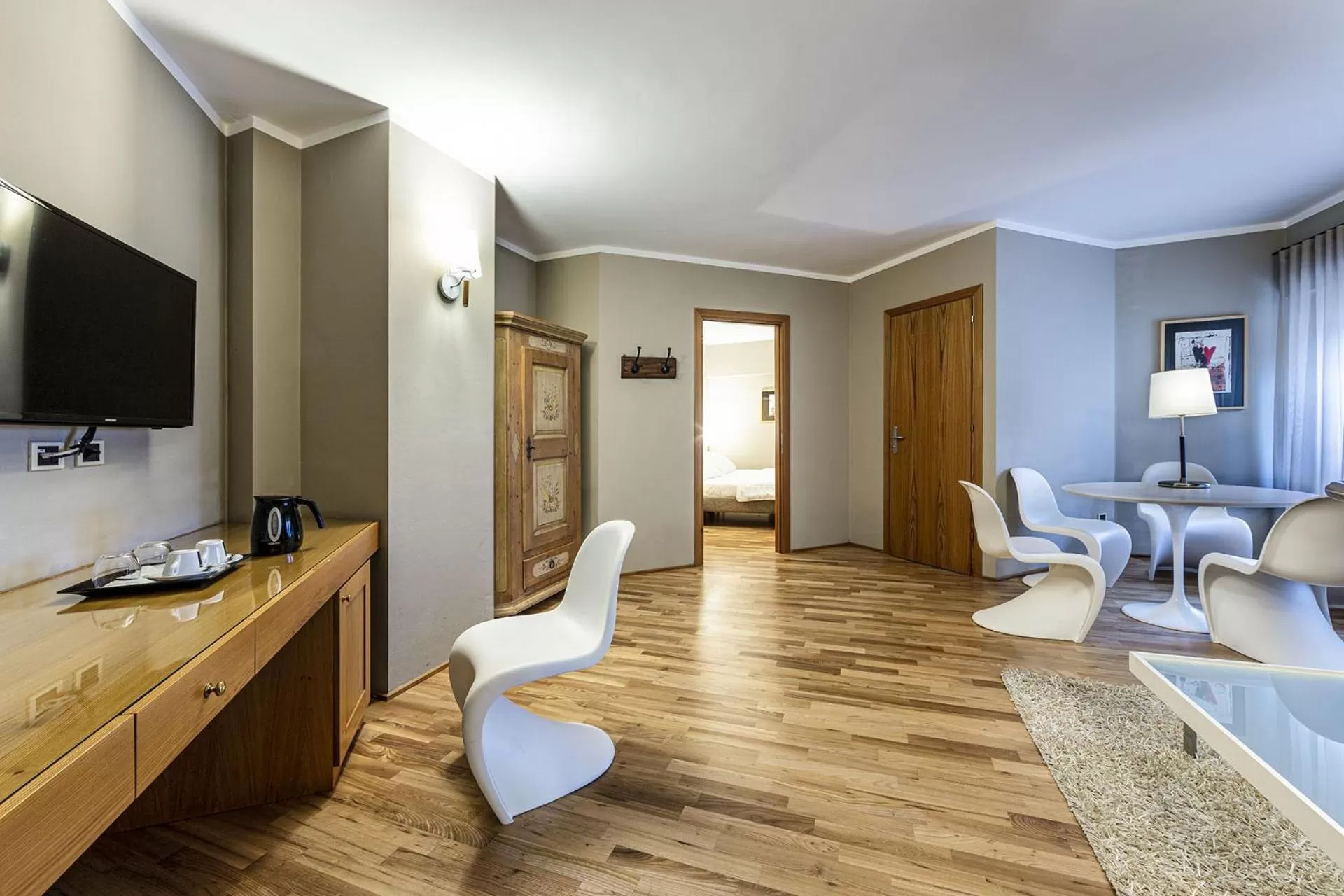 TV and multimedia in Là Di Moret