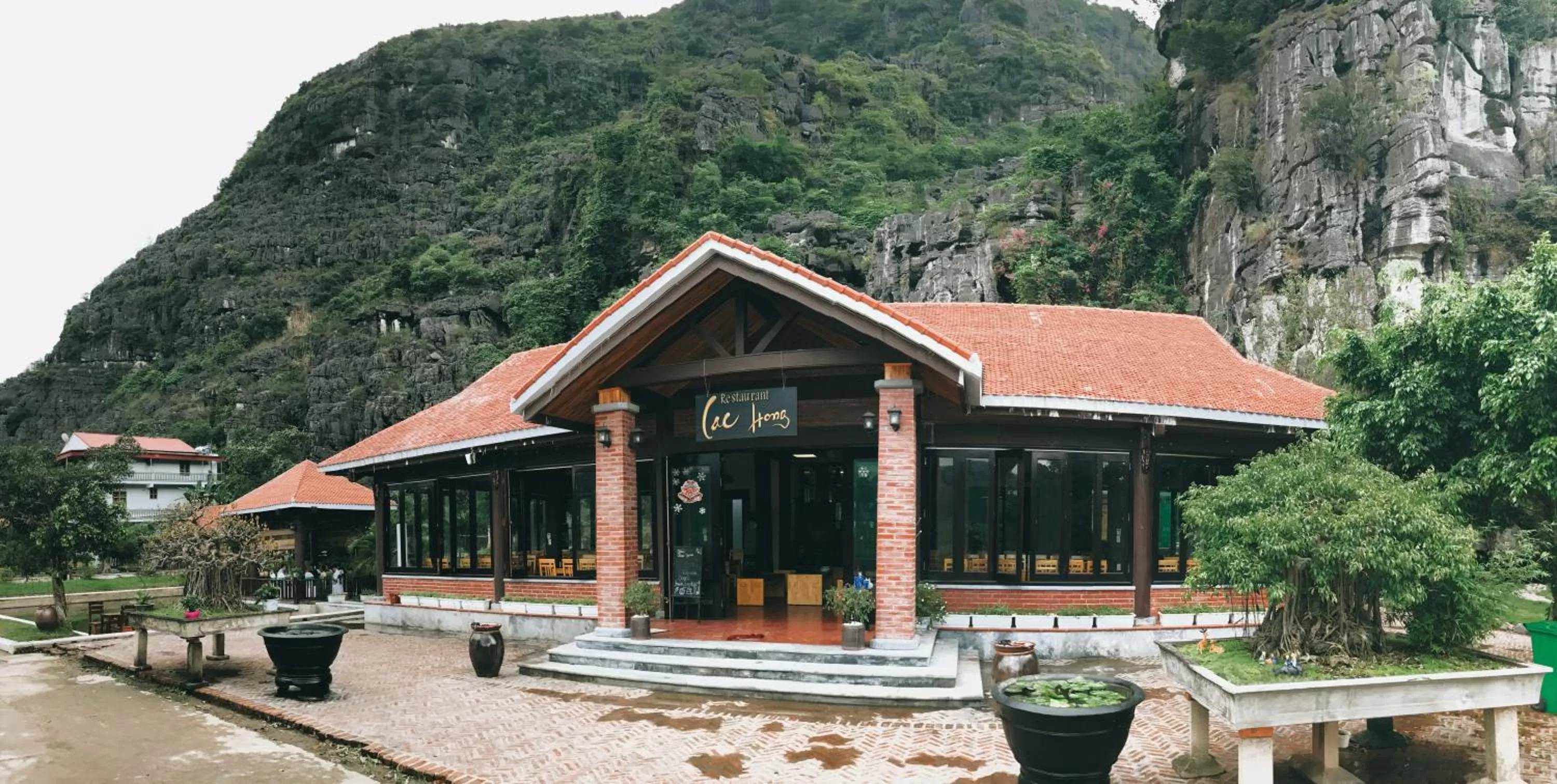 Restaurant/places to eat, Property Building in Mua Caves Ecolodge (Hang Mua)