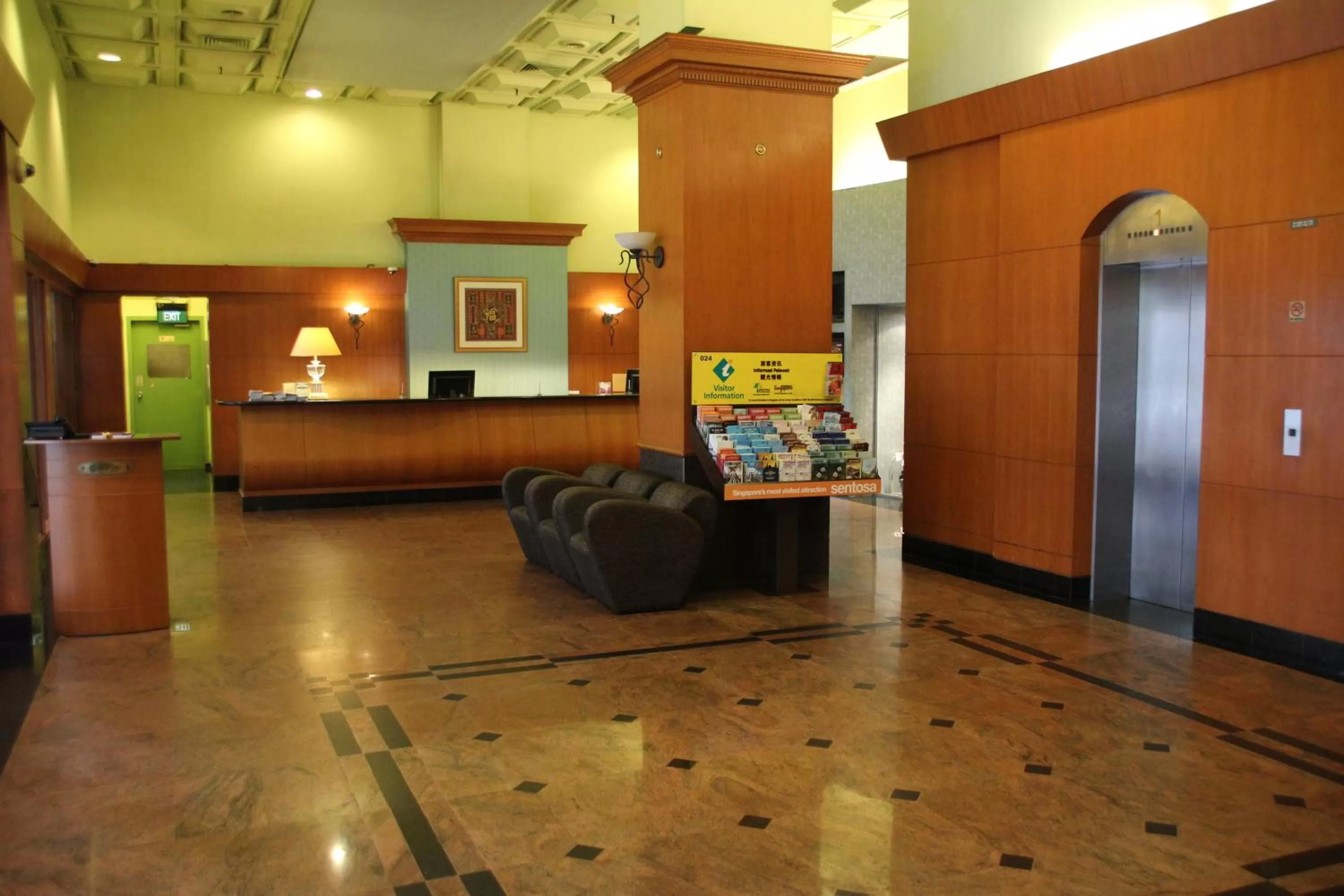 Lobby or reception in Strand Hotel