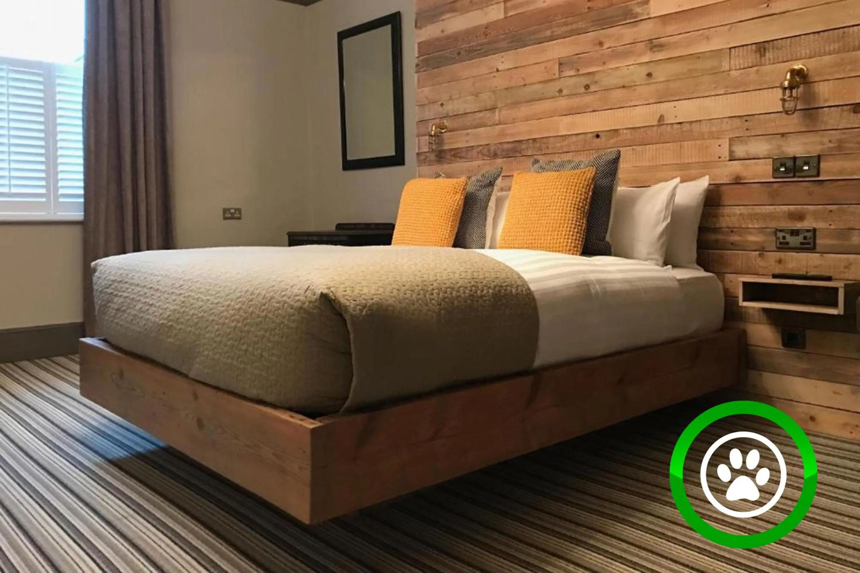 Photo of the whole room, Bed in The Southern Belle