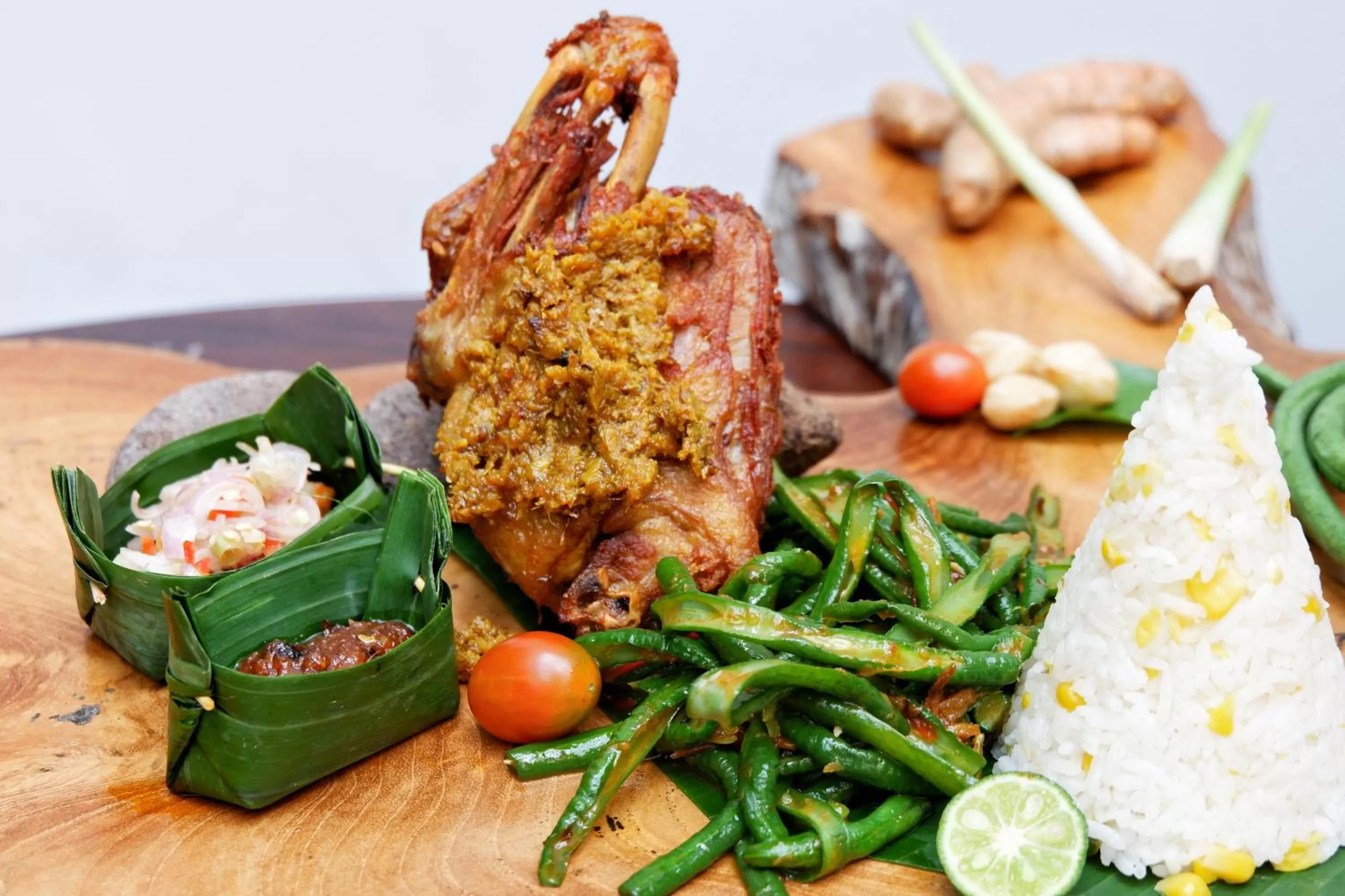 Food and drinks in b Hotel Bali & Spa