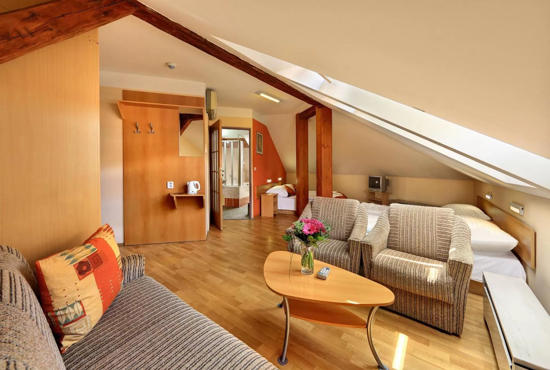 Bedroom in Hotel Golden City Garni