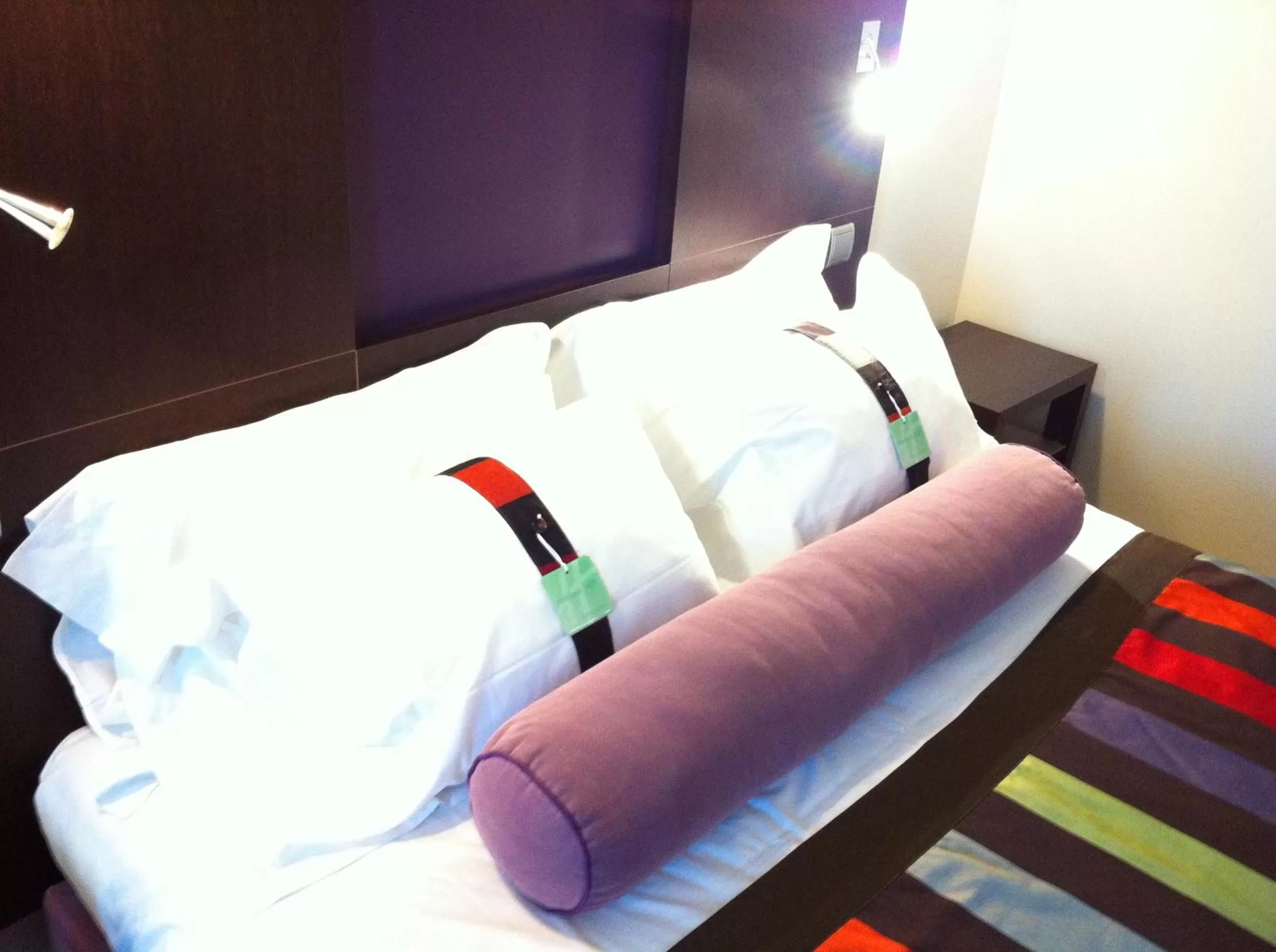 Photo of the whole room, Bed in Holiday Inn Dijon Toison D'or by IHG