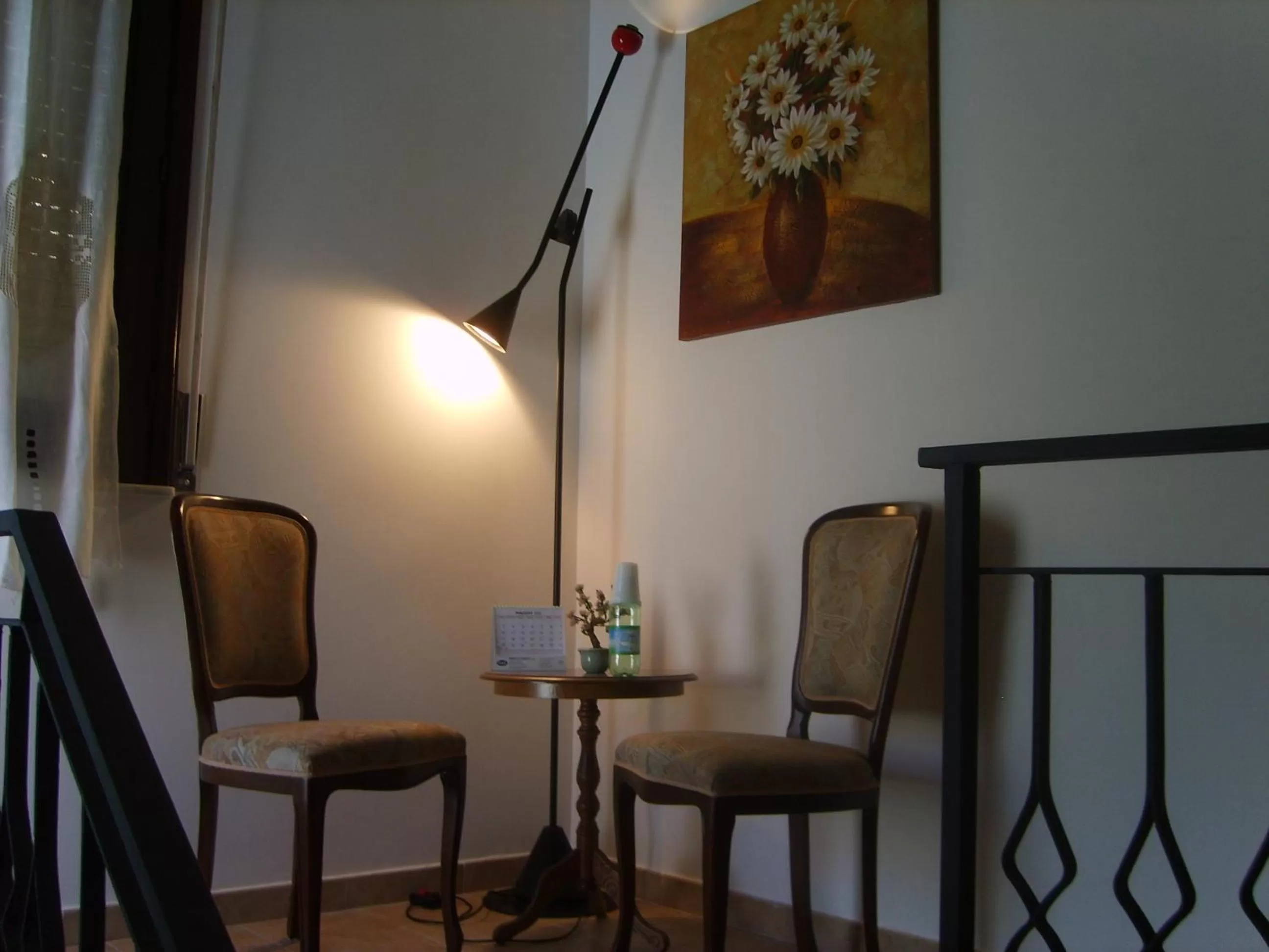 Seating Area in Antica Vittoria