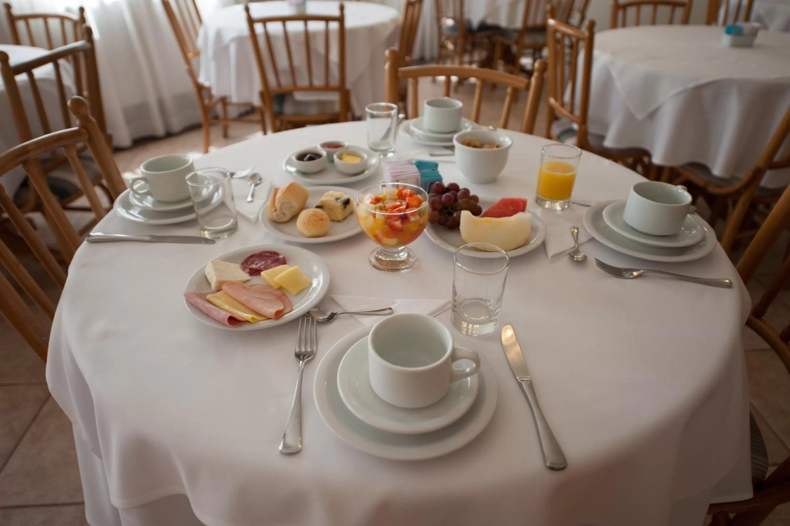 Food in Farina Park Hotel