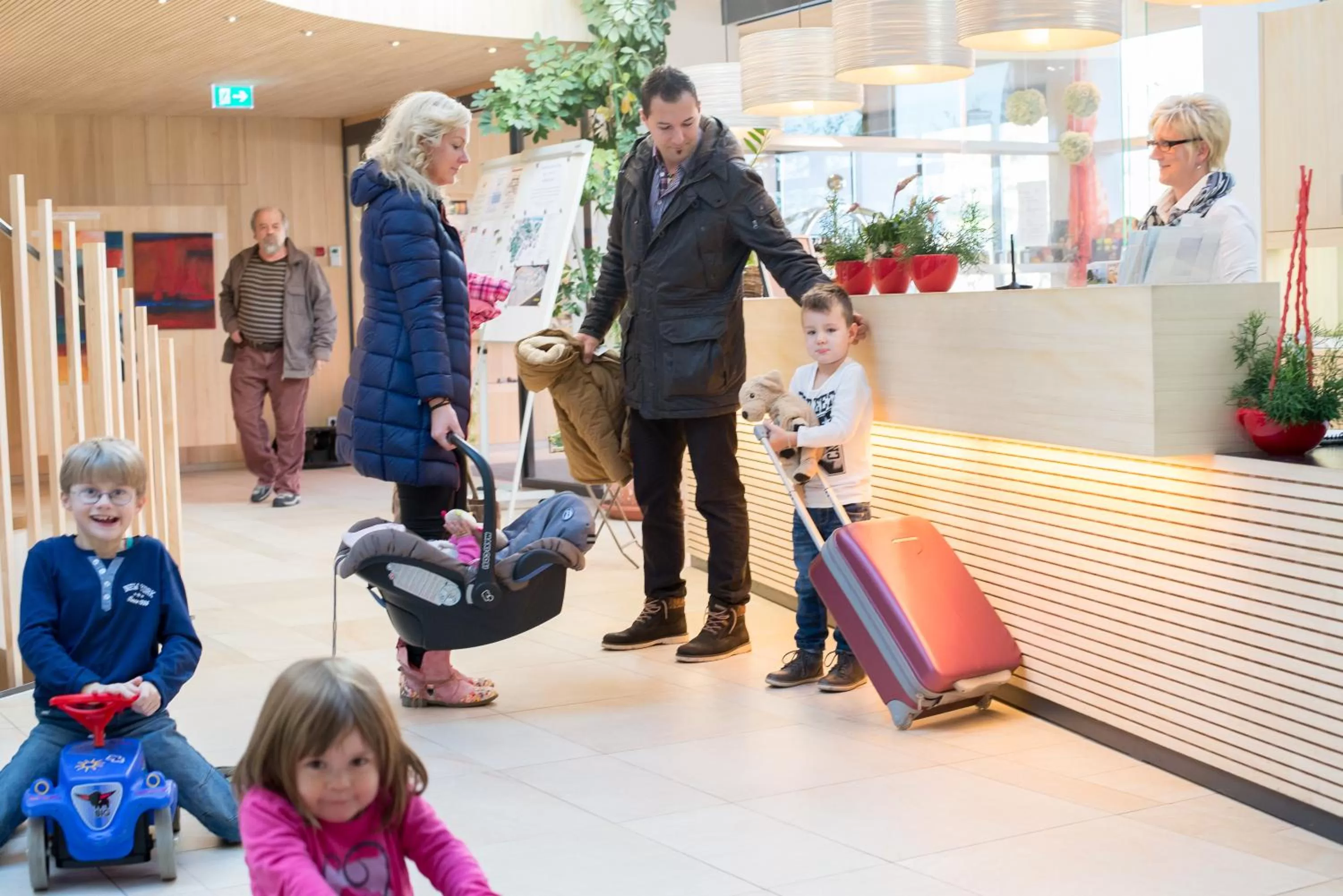 Lobby or reception in Berggasthof Höchsten