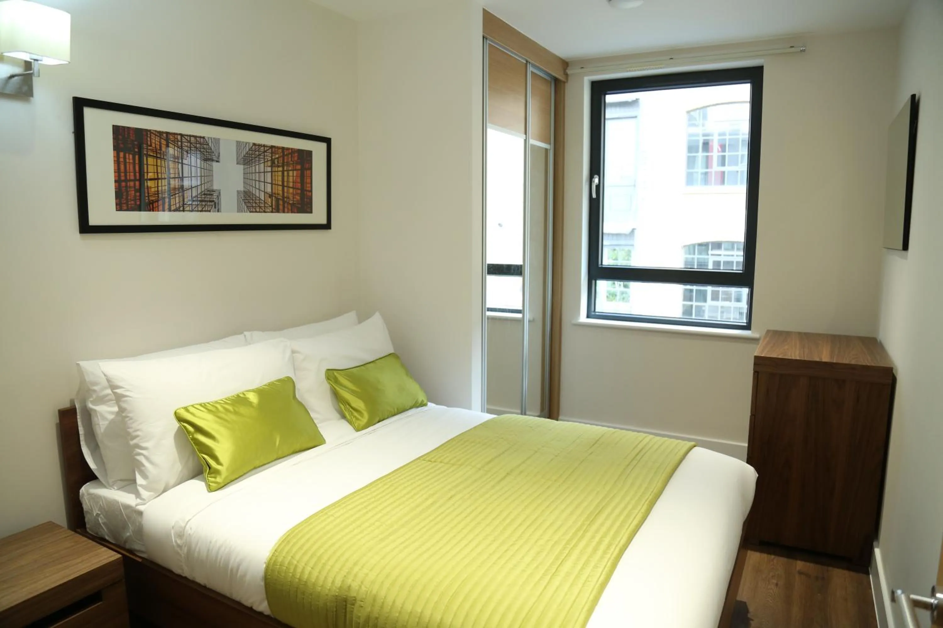 Bed in Twyne House Apartments