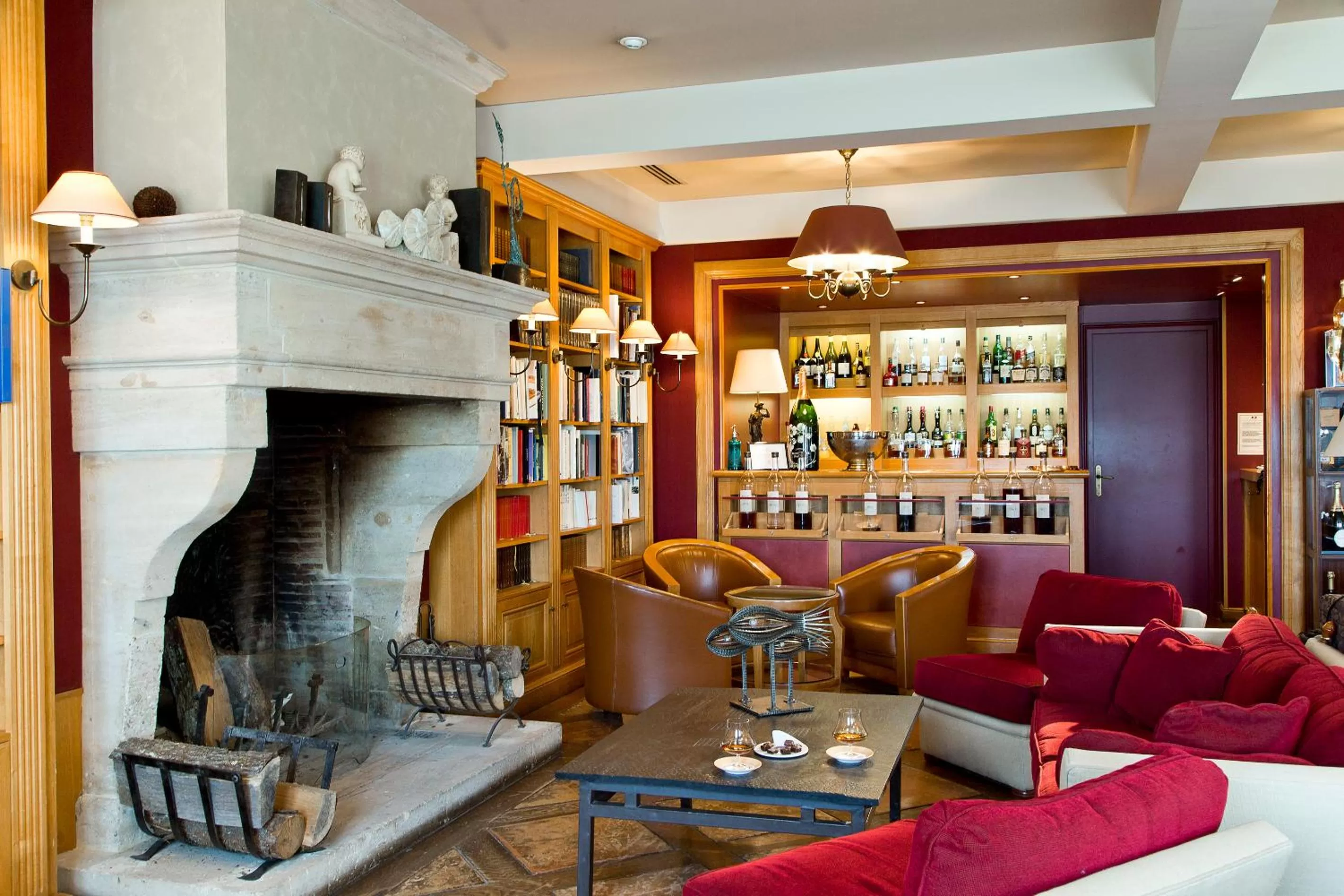 Lounge or bar in La Côte Saint Jacques