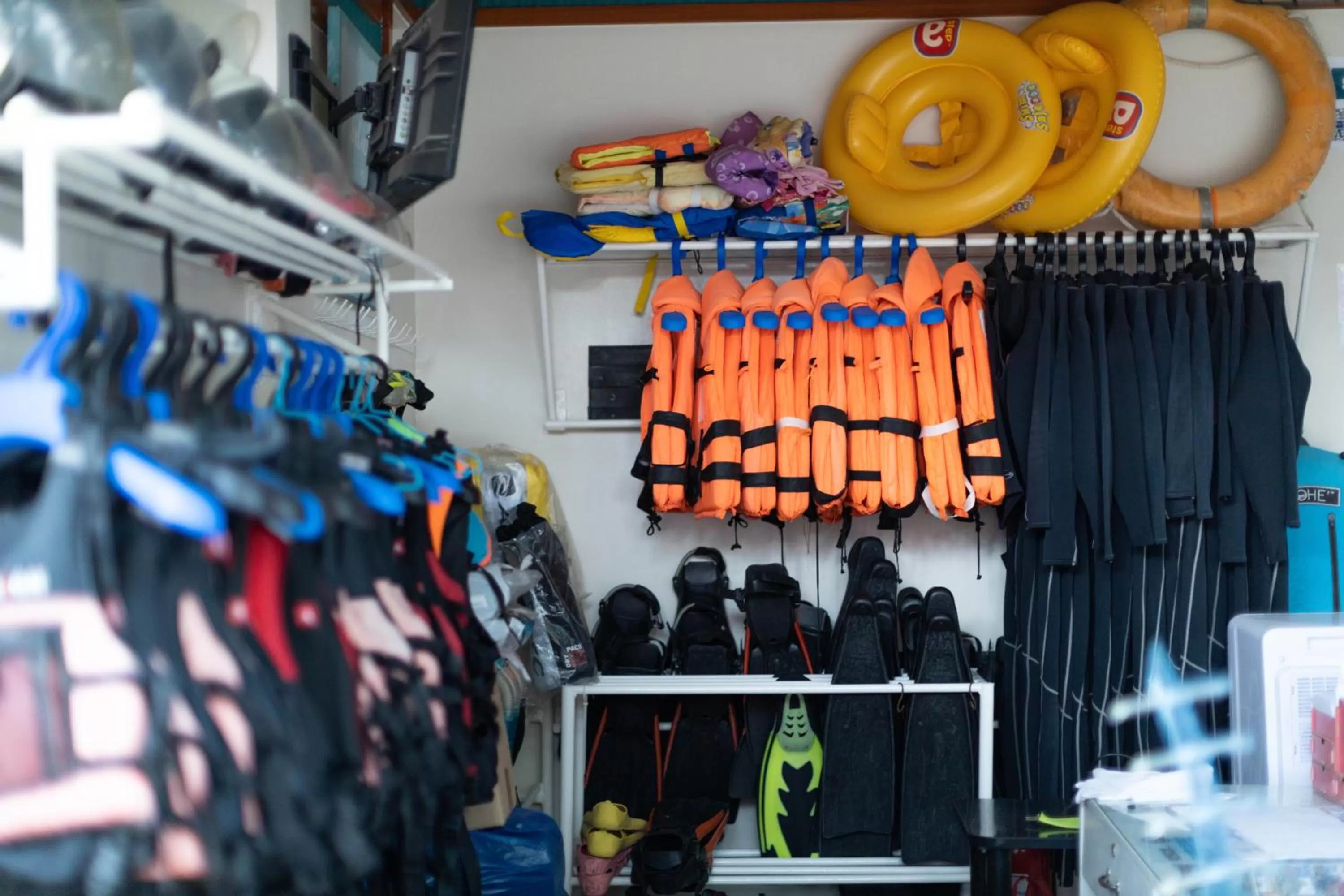 Activities in Pescadores Suites Moalboal