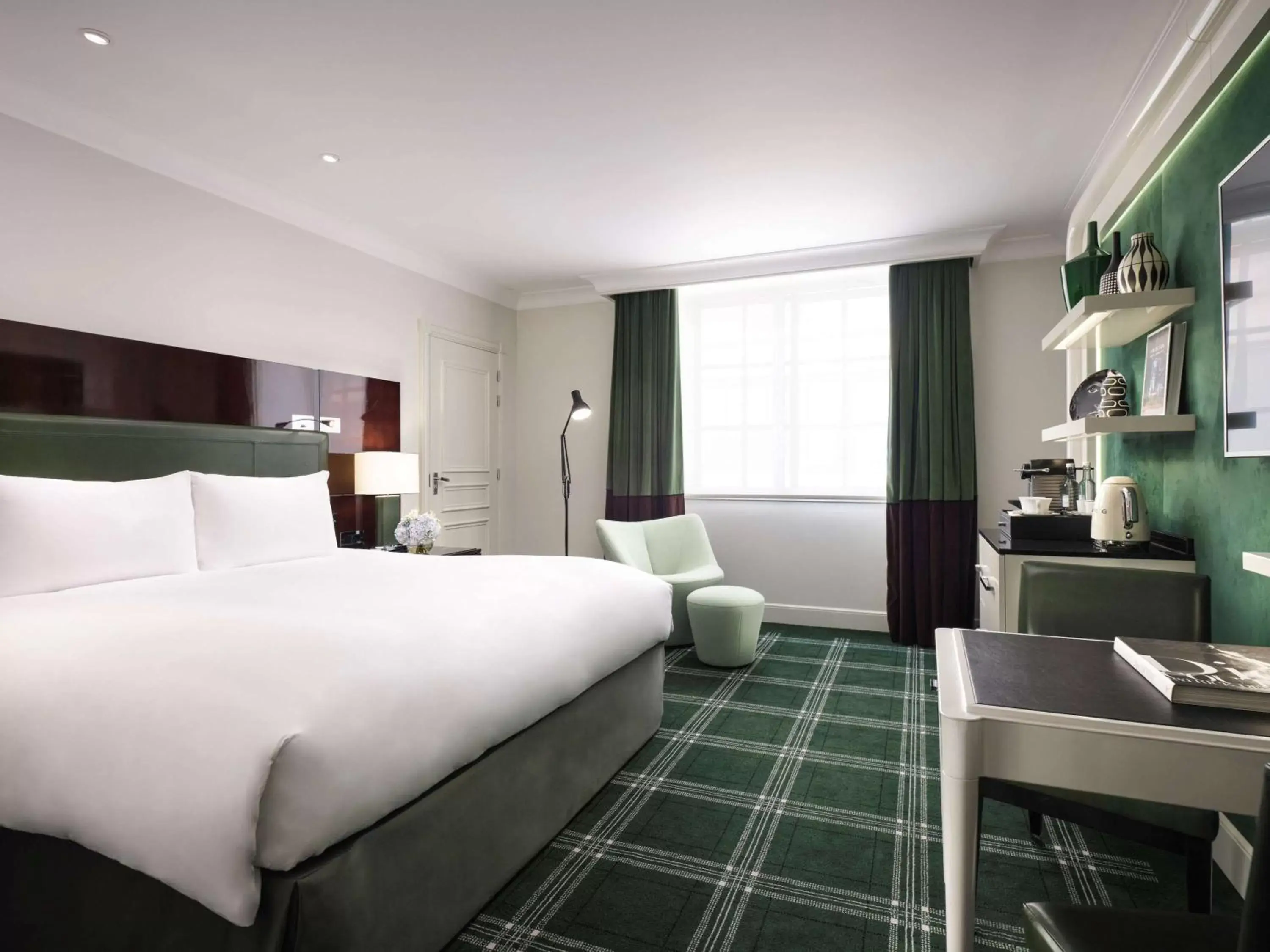 Luxury King Room in Sofitel London St James Luxury King Room in Sofitel London St James