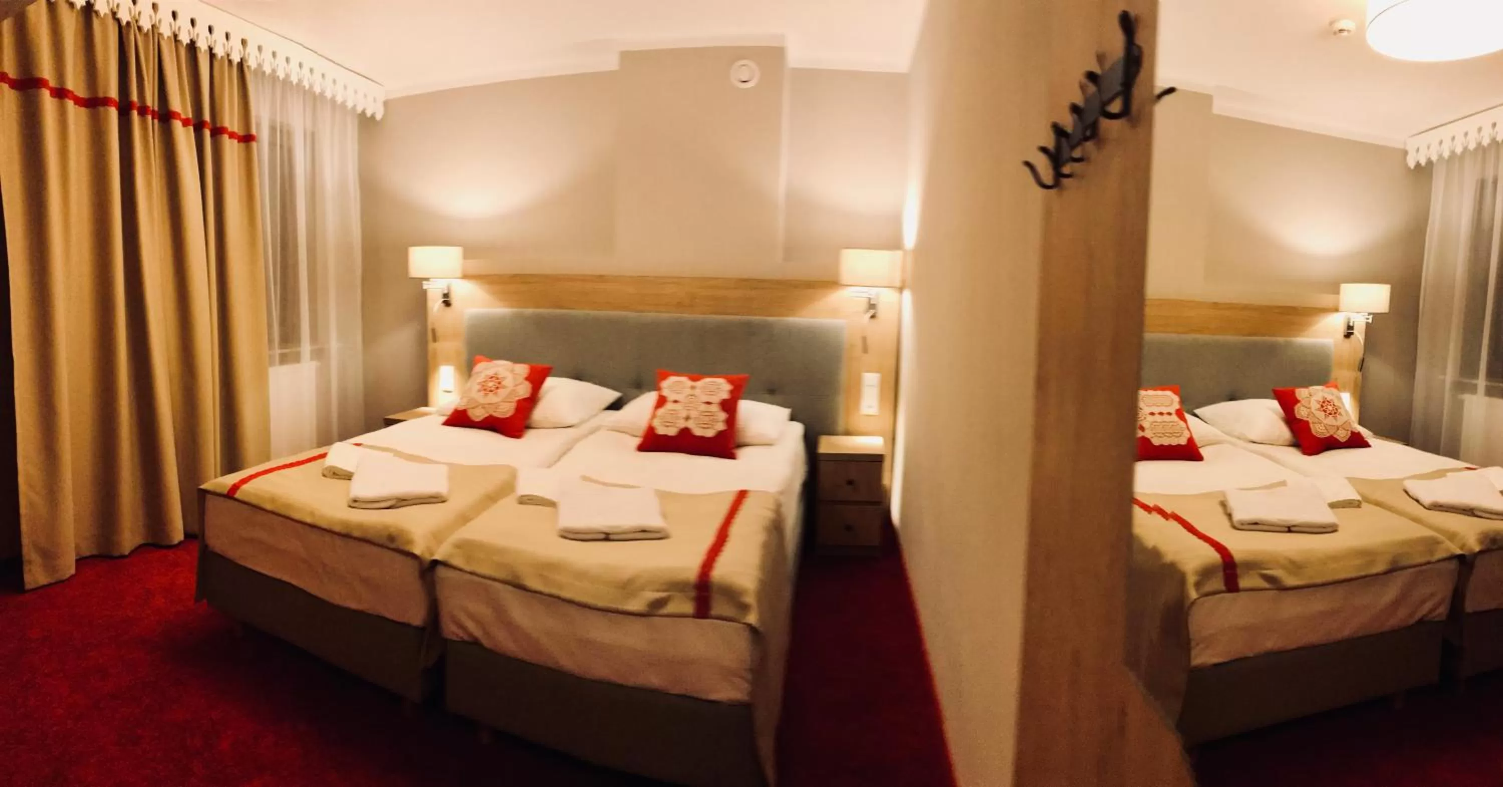 Photo of the whole room, Bed in HOTEL*** NAT Bukowina Tatrzańska