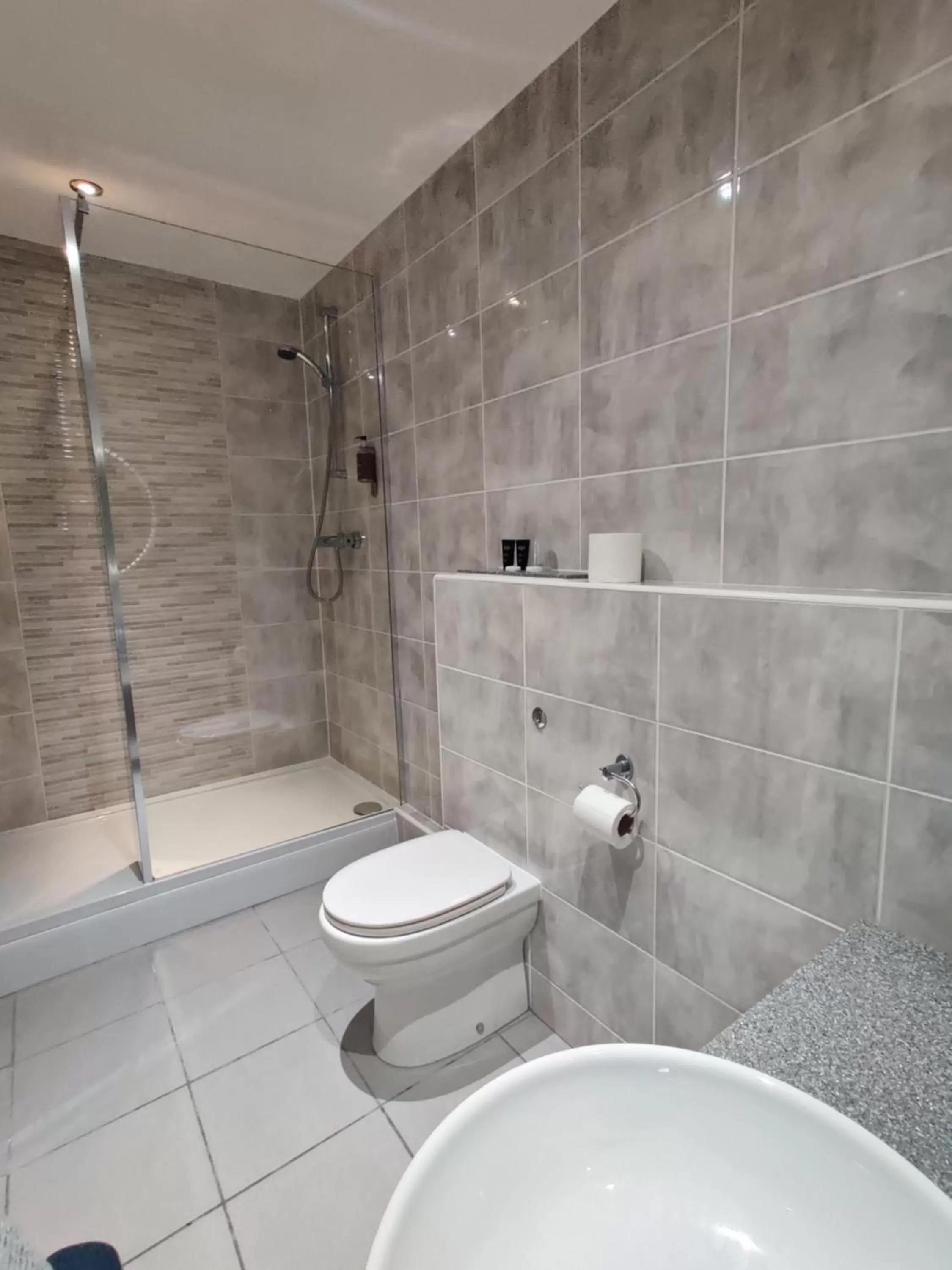 Bathroom in The Minster Hotel