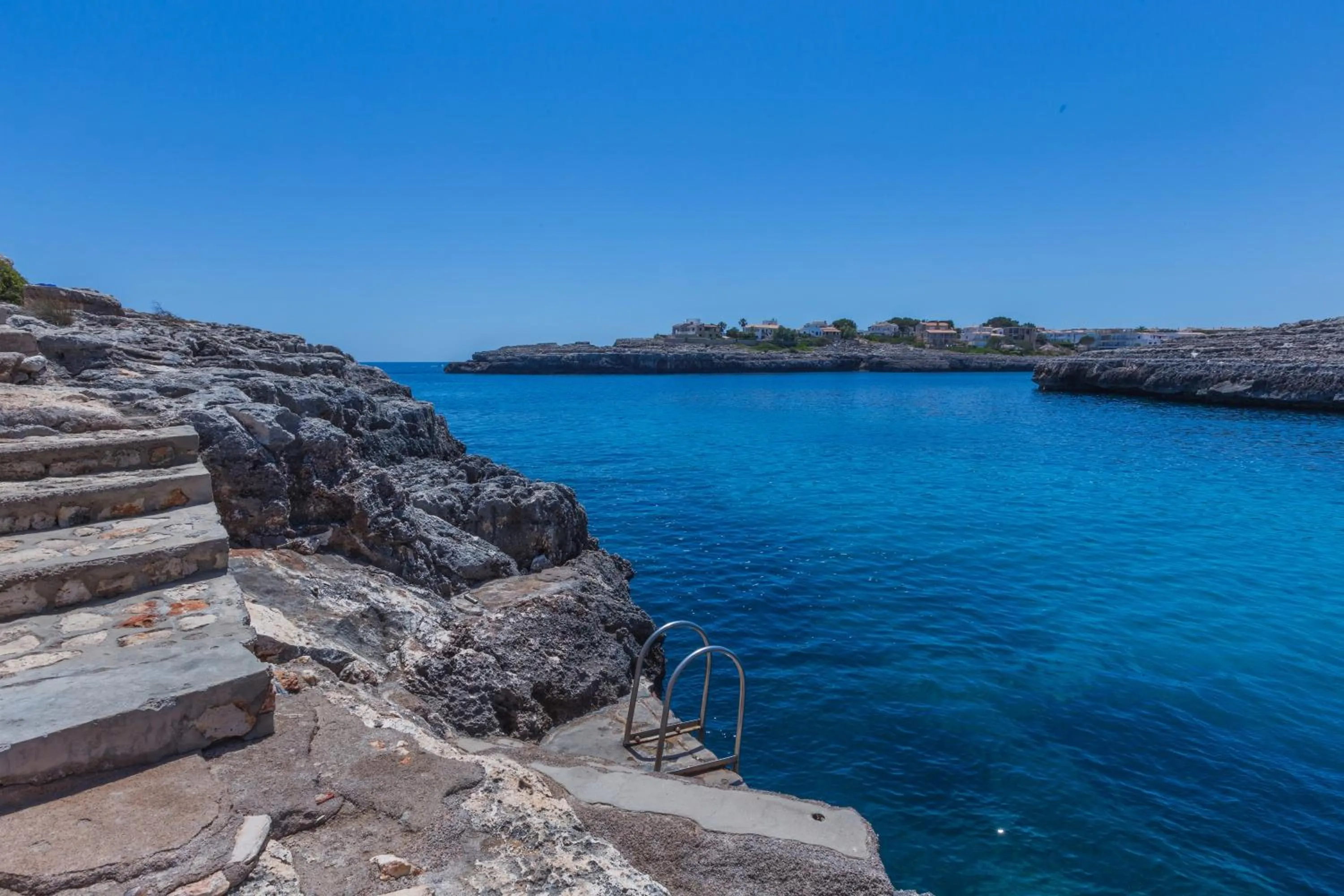 Off site in JS Cape Colom - Adults Only