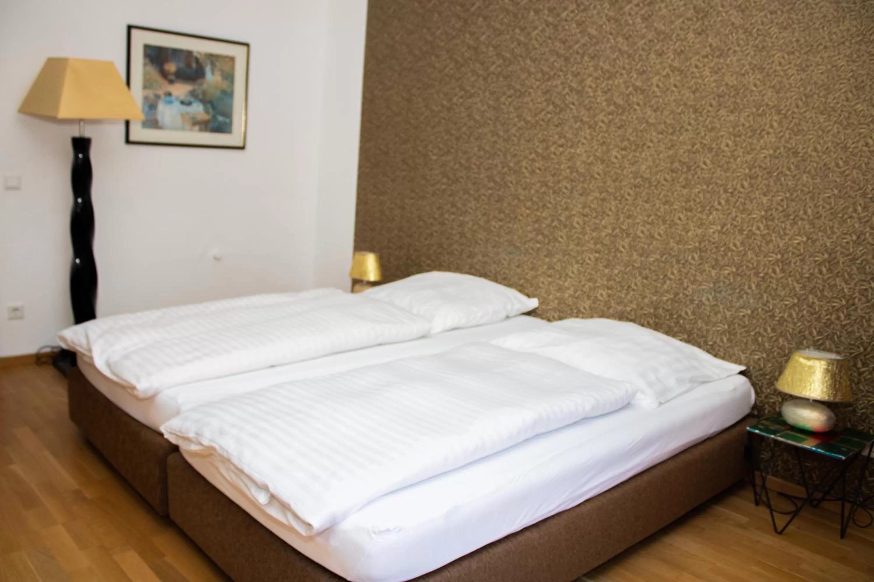 Bed in Hotel Stern - Self Check-In