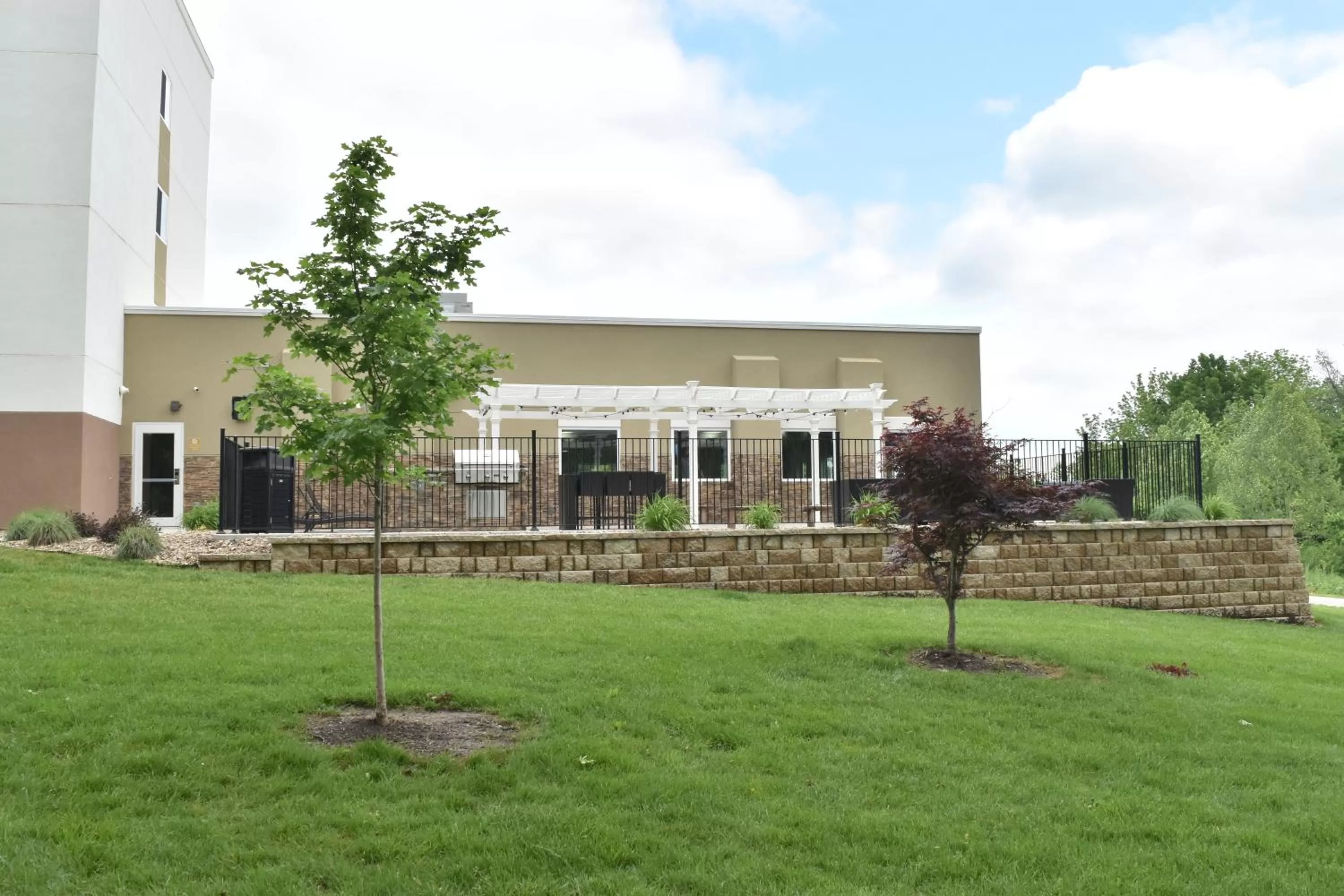 Property building in Candlewood Suites Independence by IHG