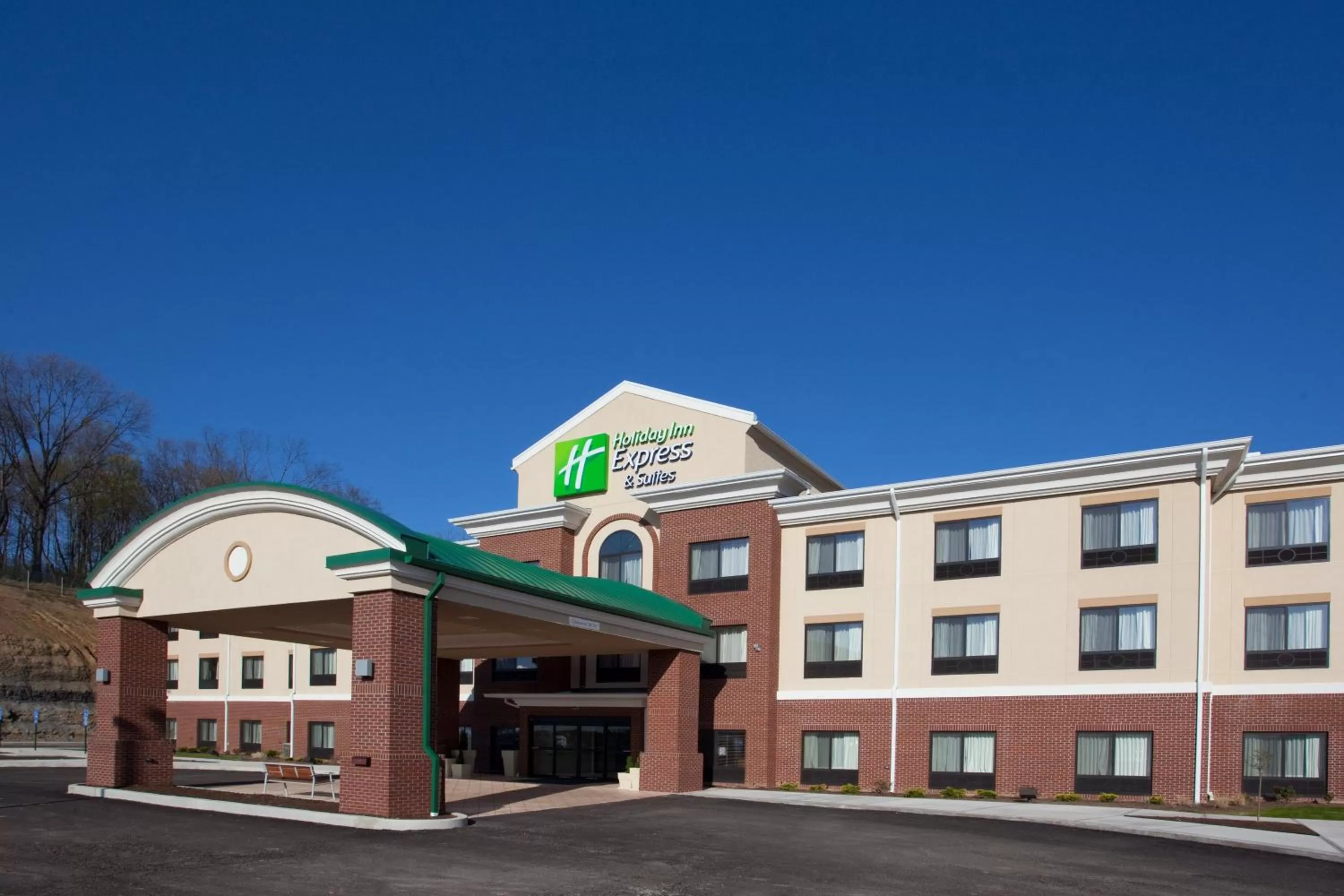Property building in Holiday Inn Express & Suites Zanesville North by IHG