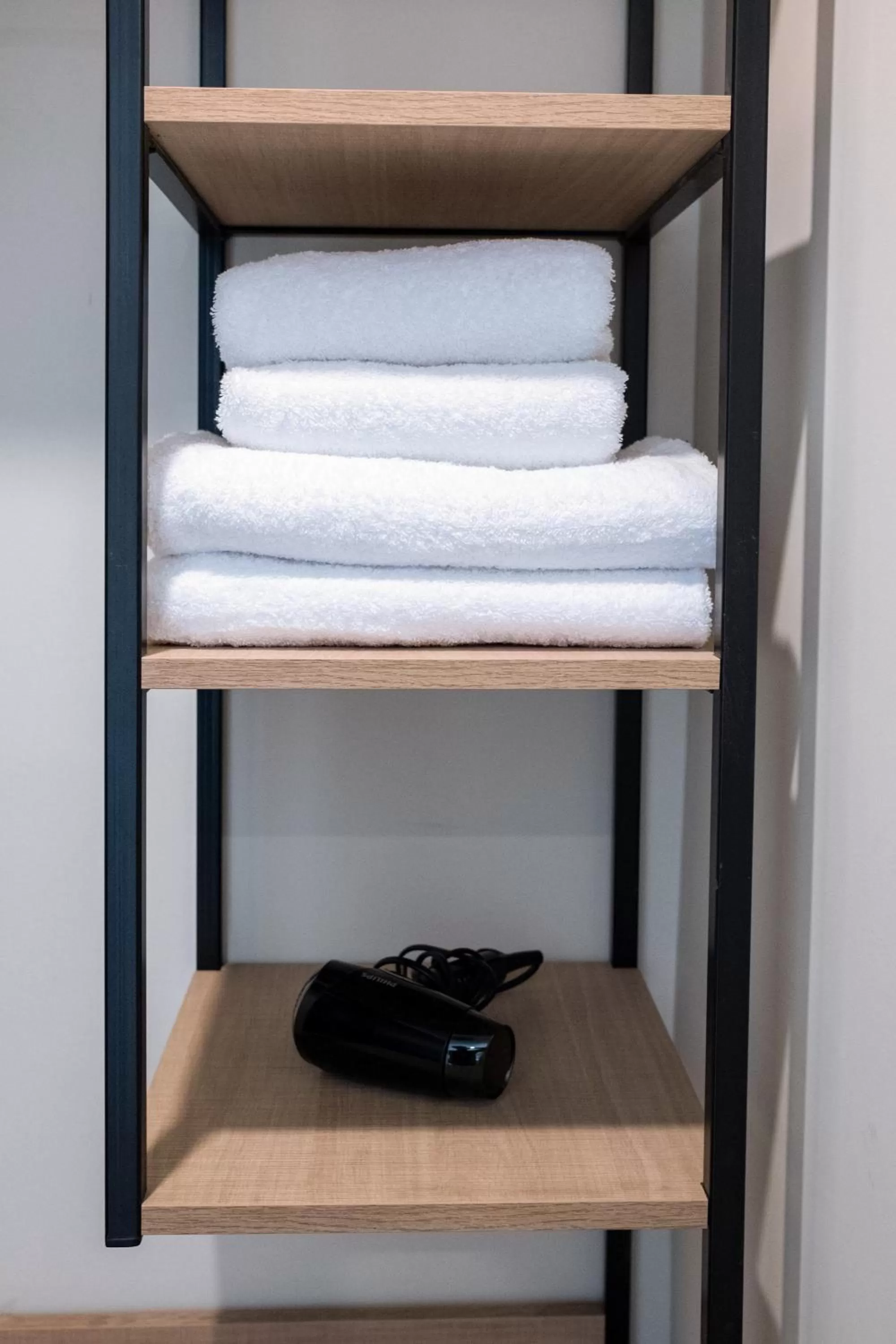 wardrobe, Bunk Bed in Urbanic Hotel