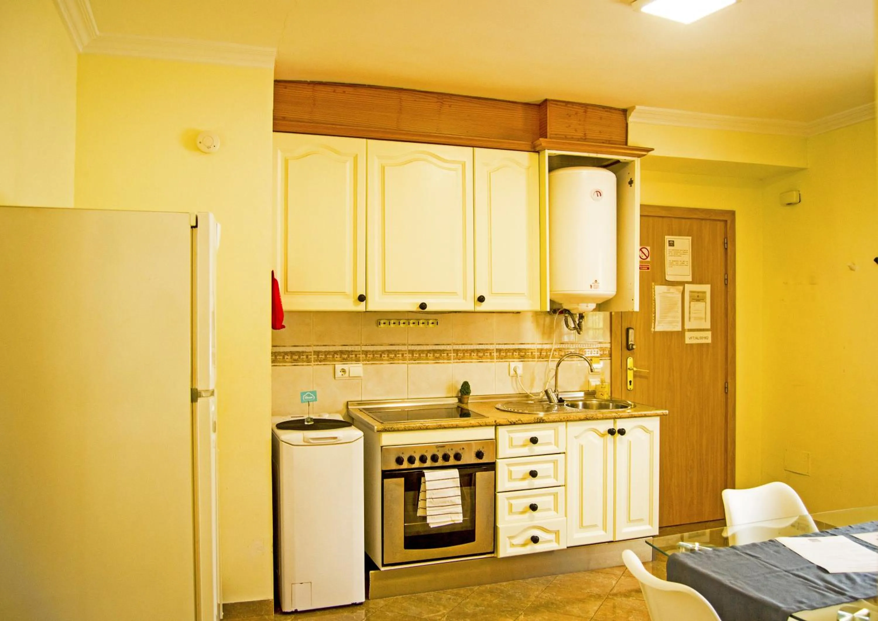 Kitchen or kitchenette in Roquetas Beach and Playa Serena Golf Village
