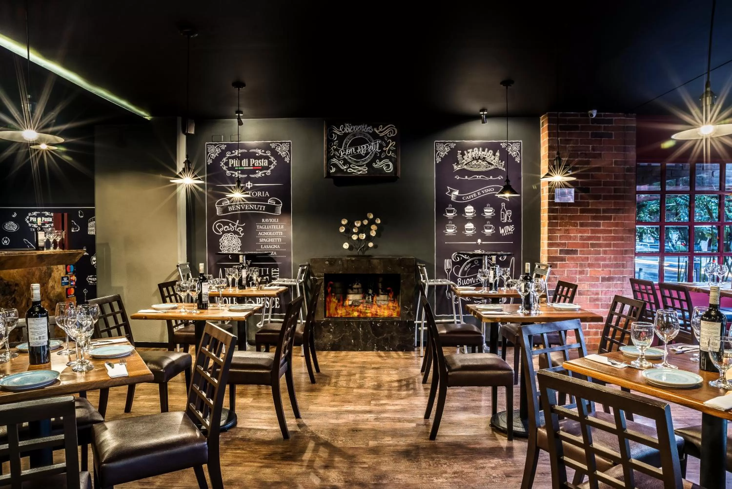 Restaurant/places to eat in Hotel Santa Barbara Real