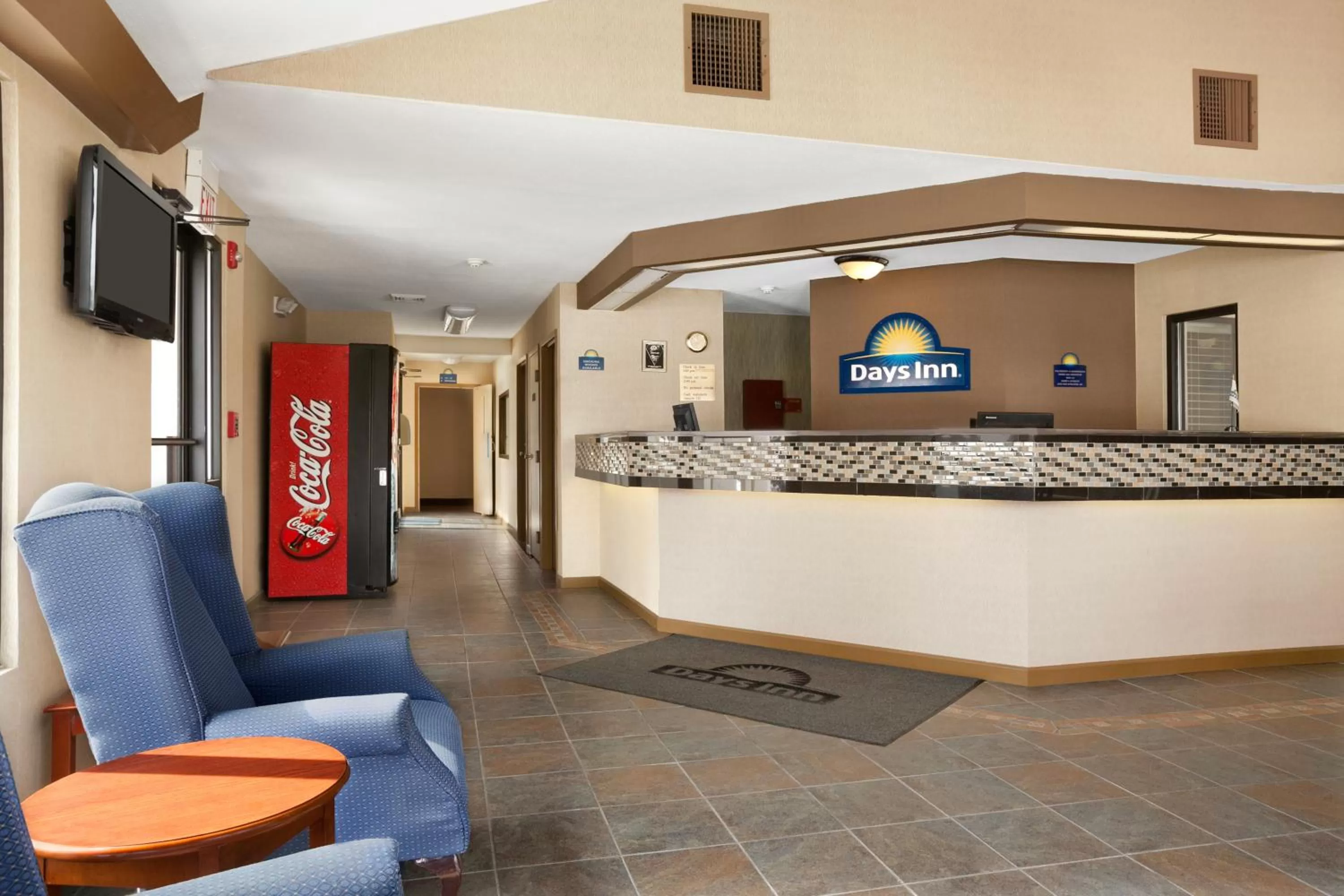 Lobby or reception in Days Inn by Wyndham Middletown