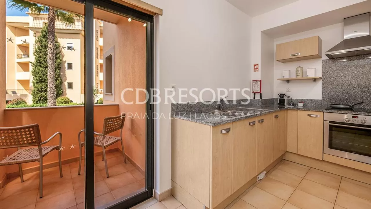 Kitchen or kitchenette in Estrela da Luz Resort