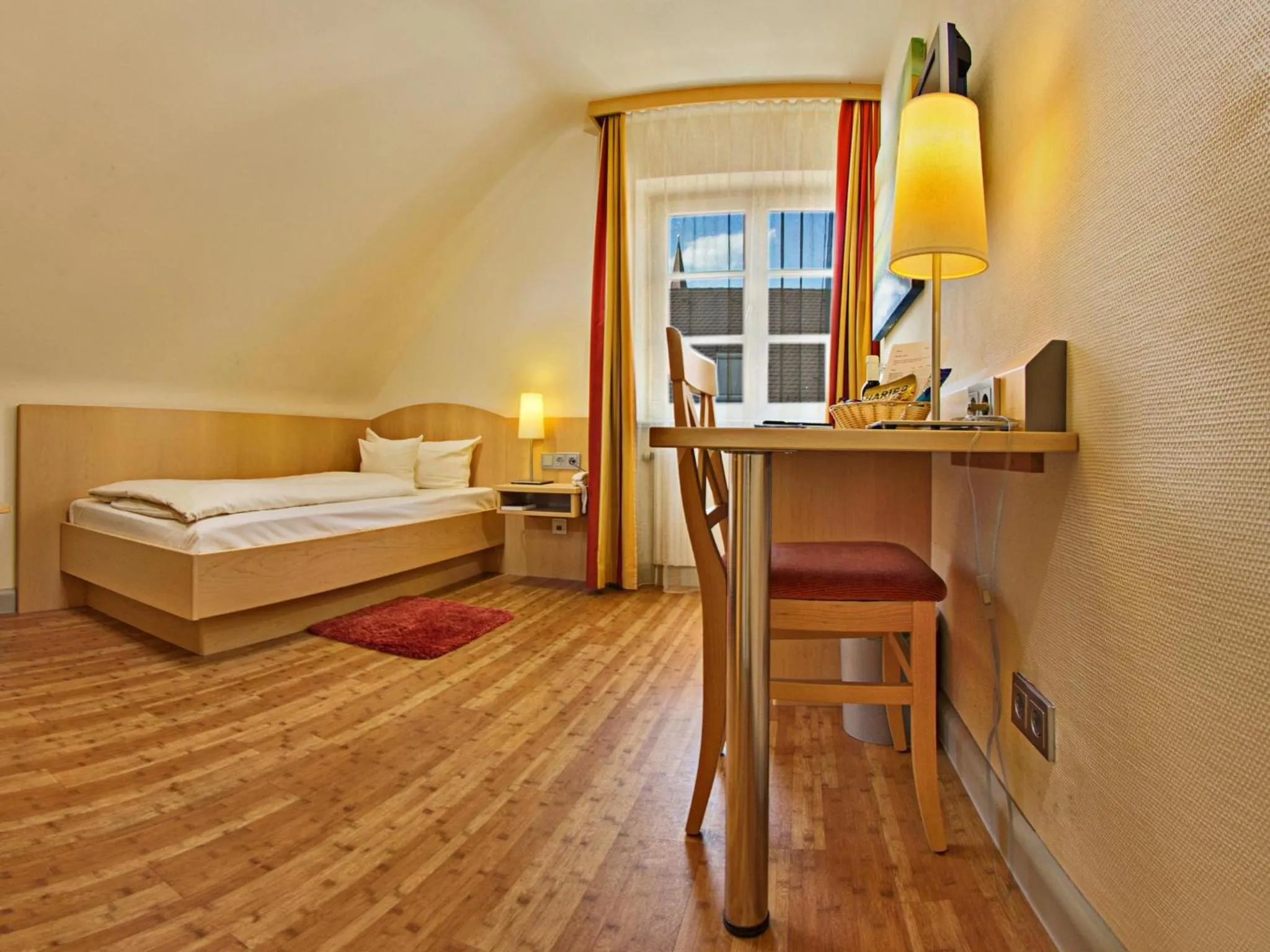 Photo of the whole room, Bed in Hotel Gasthof zum Ochsen