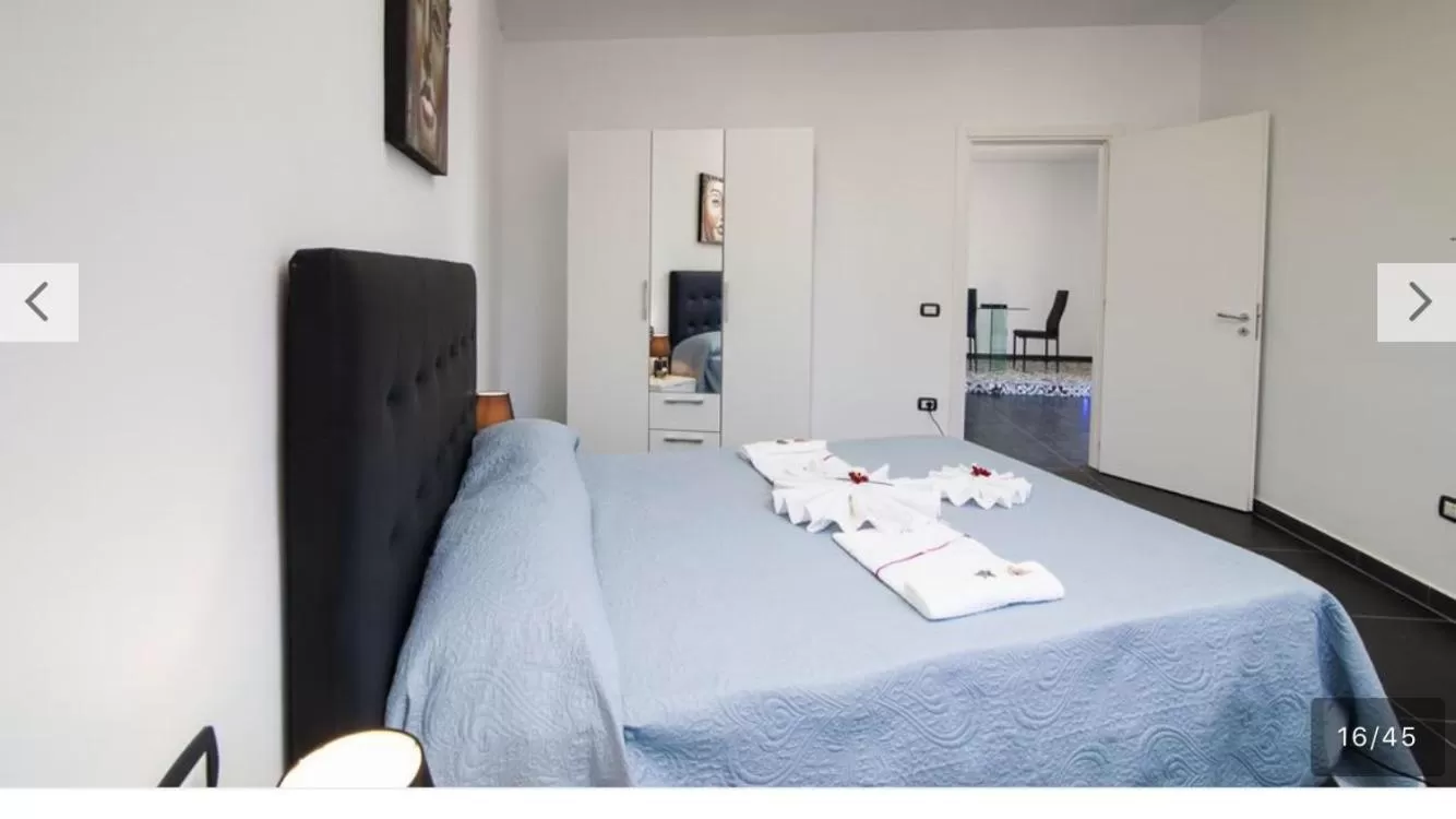 Bed in Paraiso villas