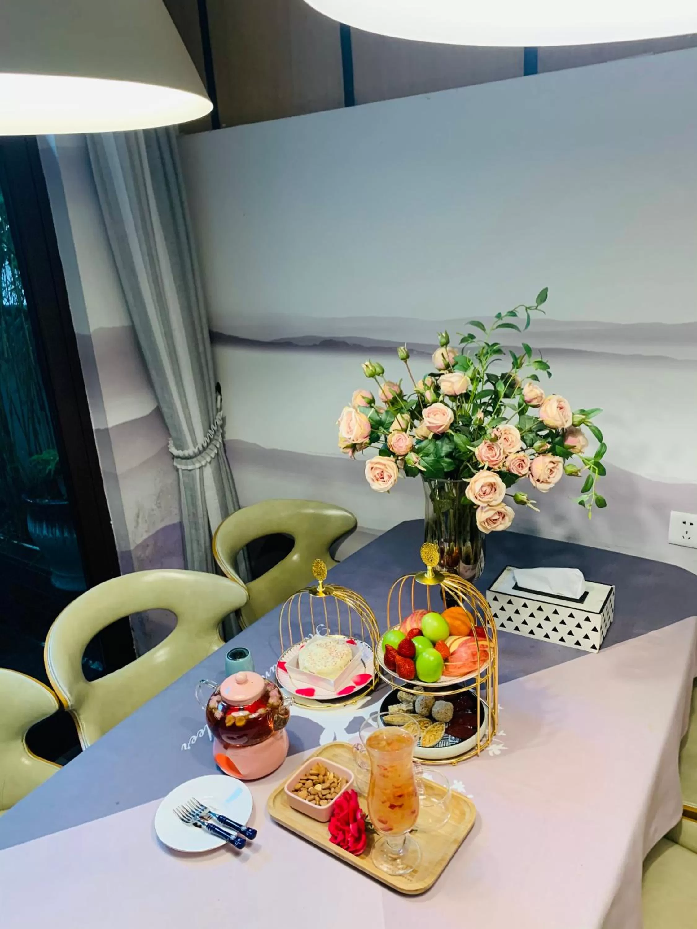 Dining area in Li River Resort Villa Hotel