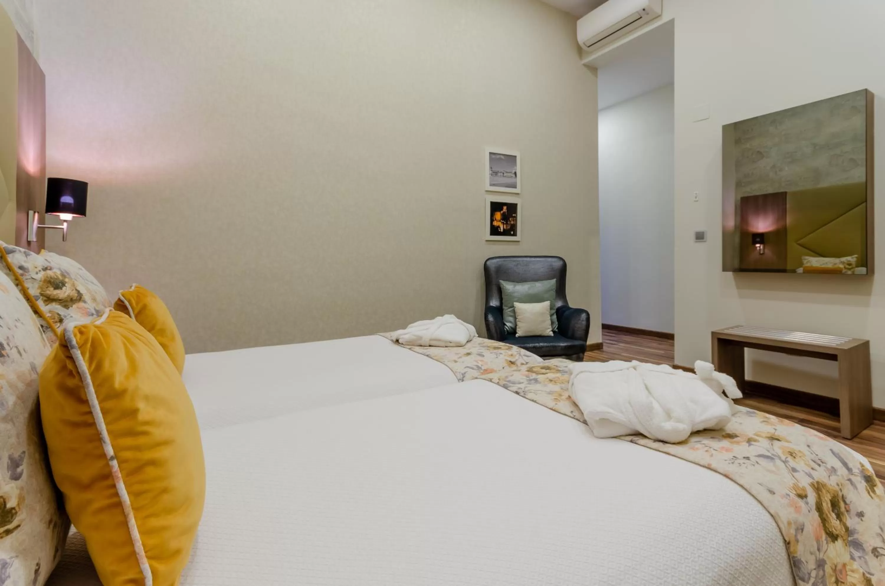 Bedroom, Bed in Hotel INN Rossio