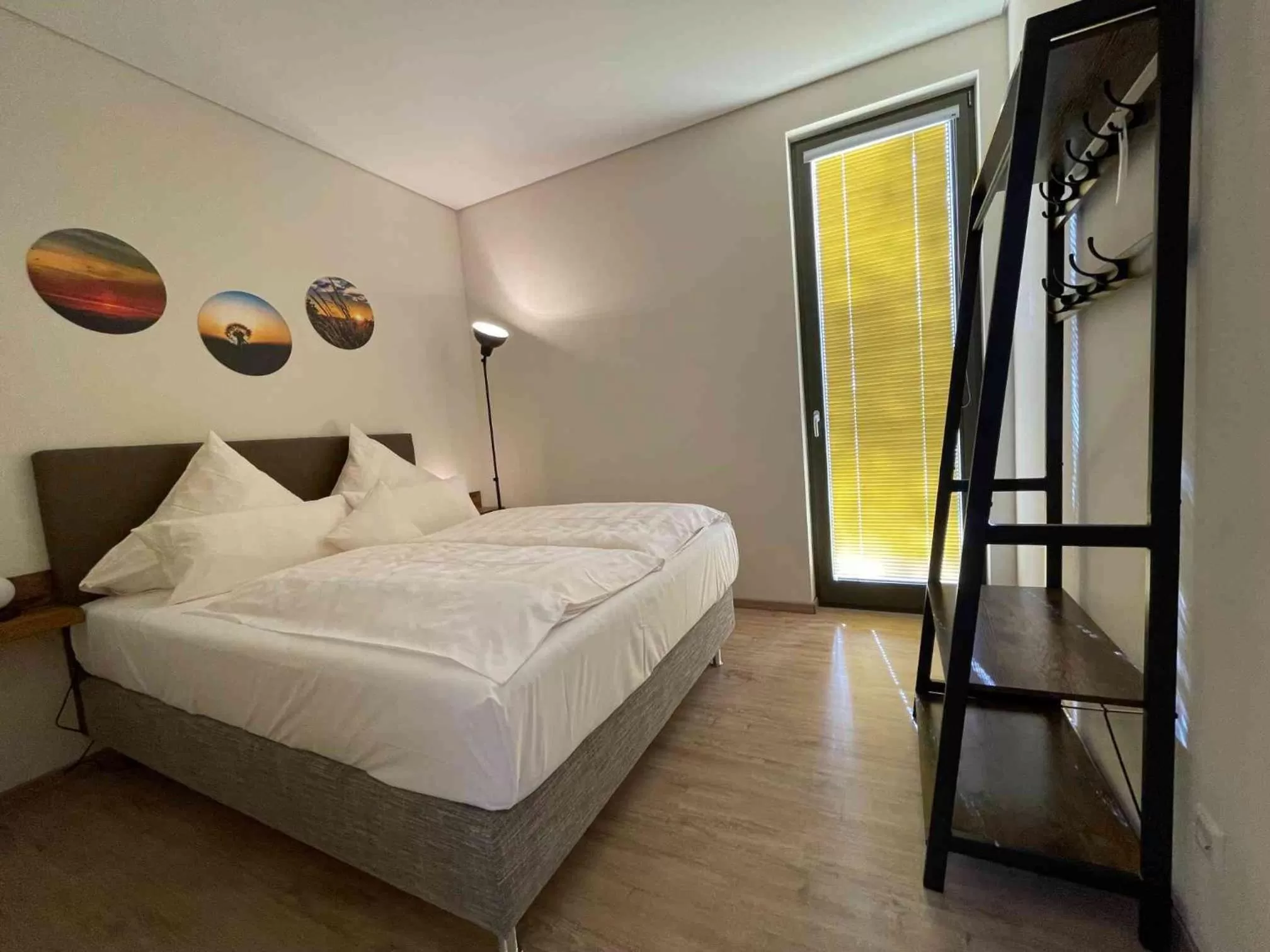 Bedroom, Bed in Bernsteinsee Hotel&Ferien