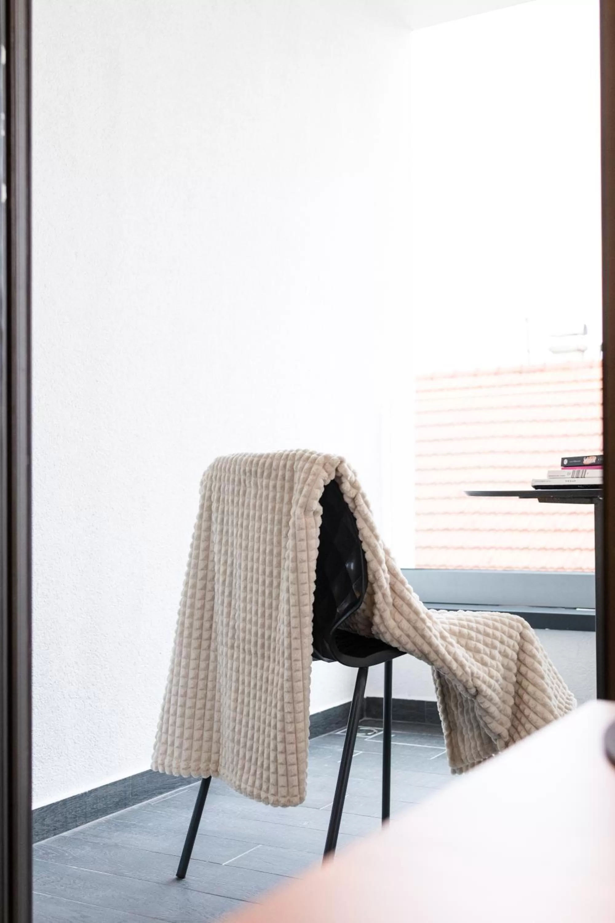 Balcony/Terrace, Bed in Livris Hotel