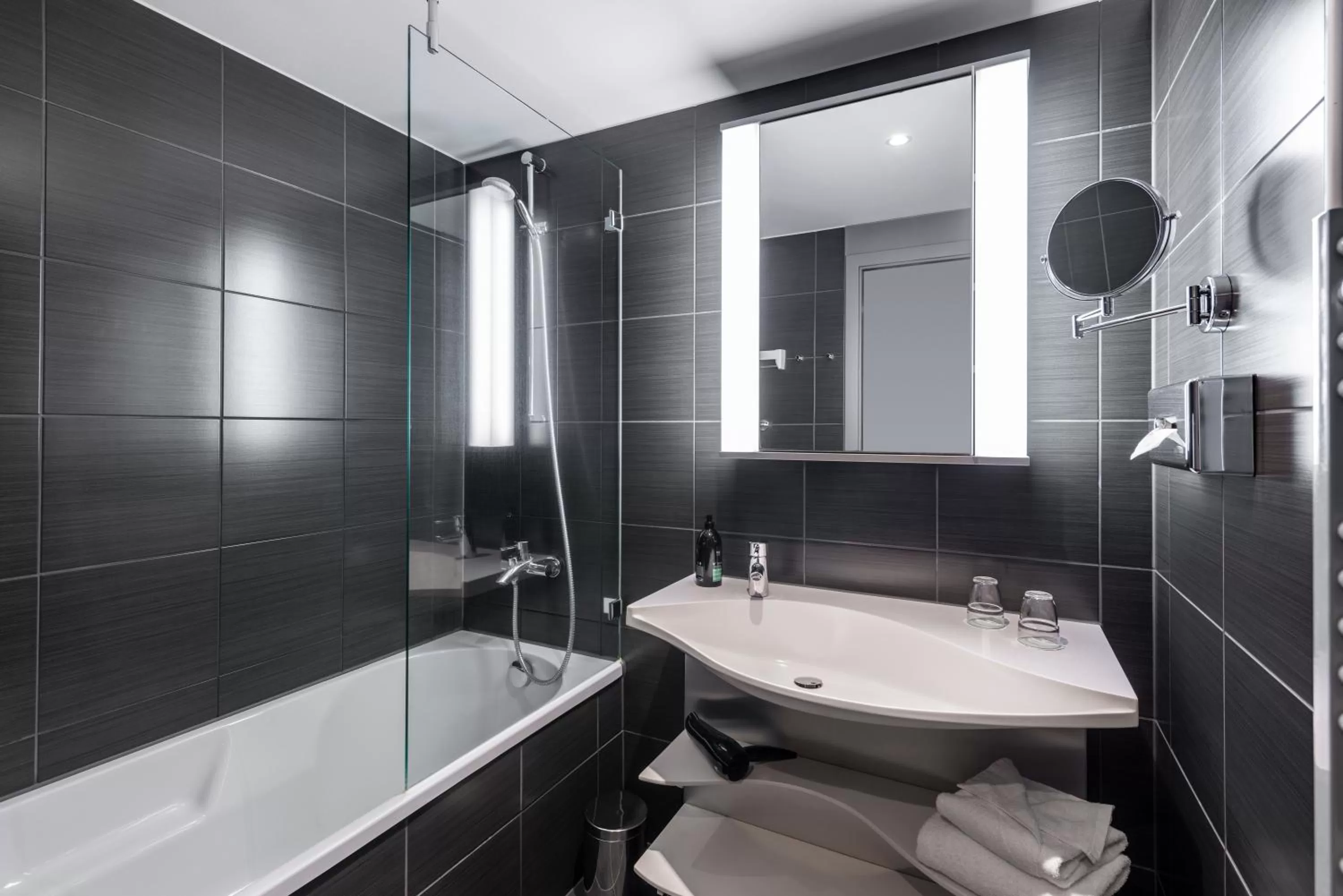 Bathroom in Aparthotel Adagio Berlin Kurfürstendamm