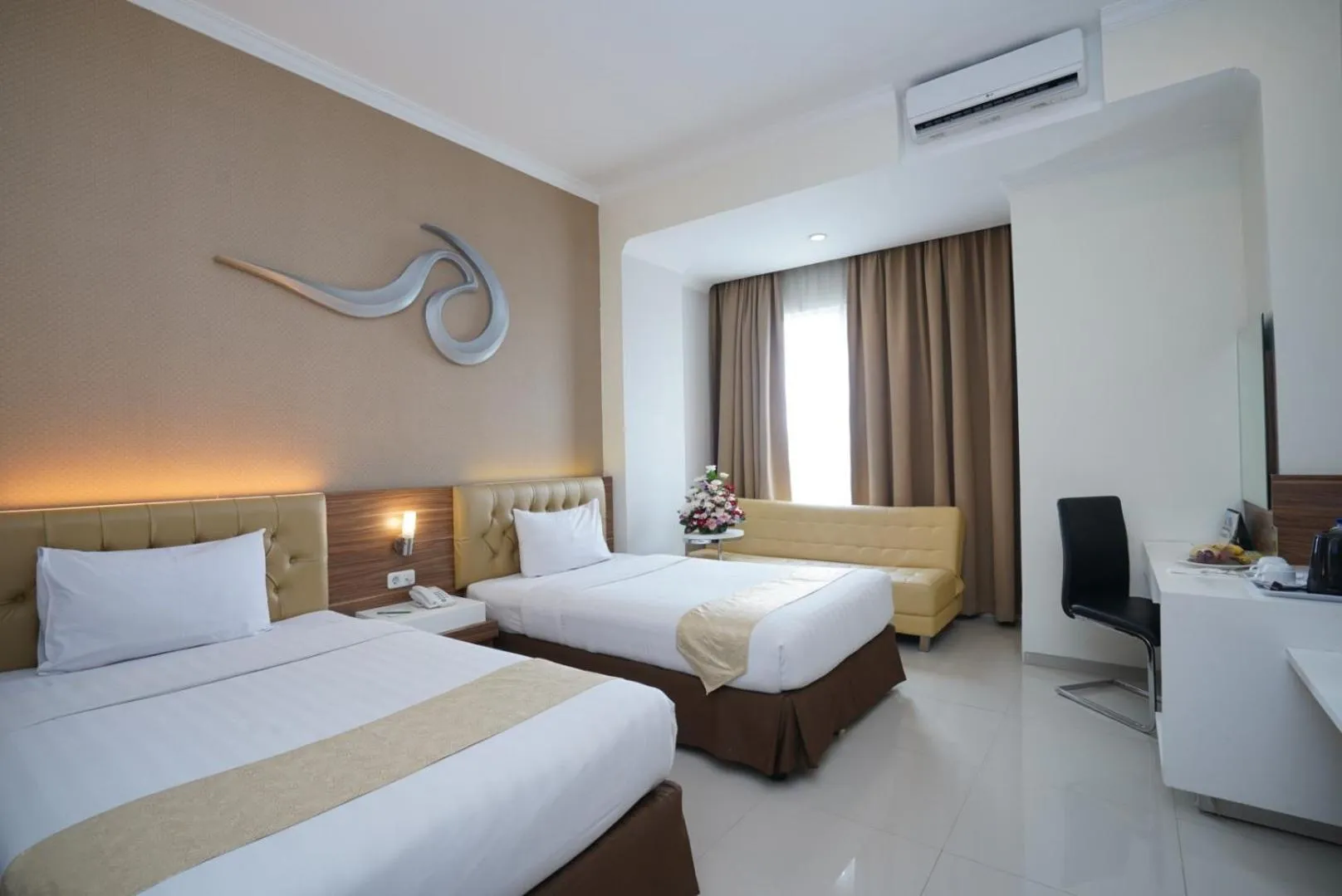 Bed in Lorin Sentul Hotel