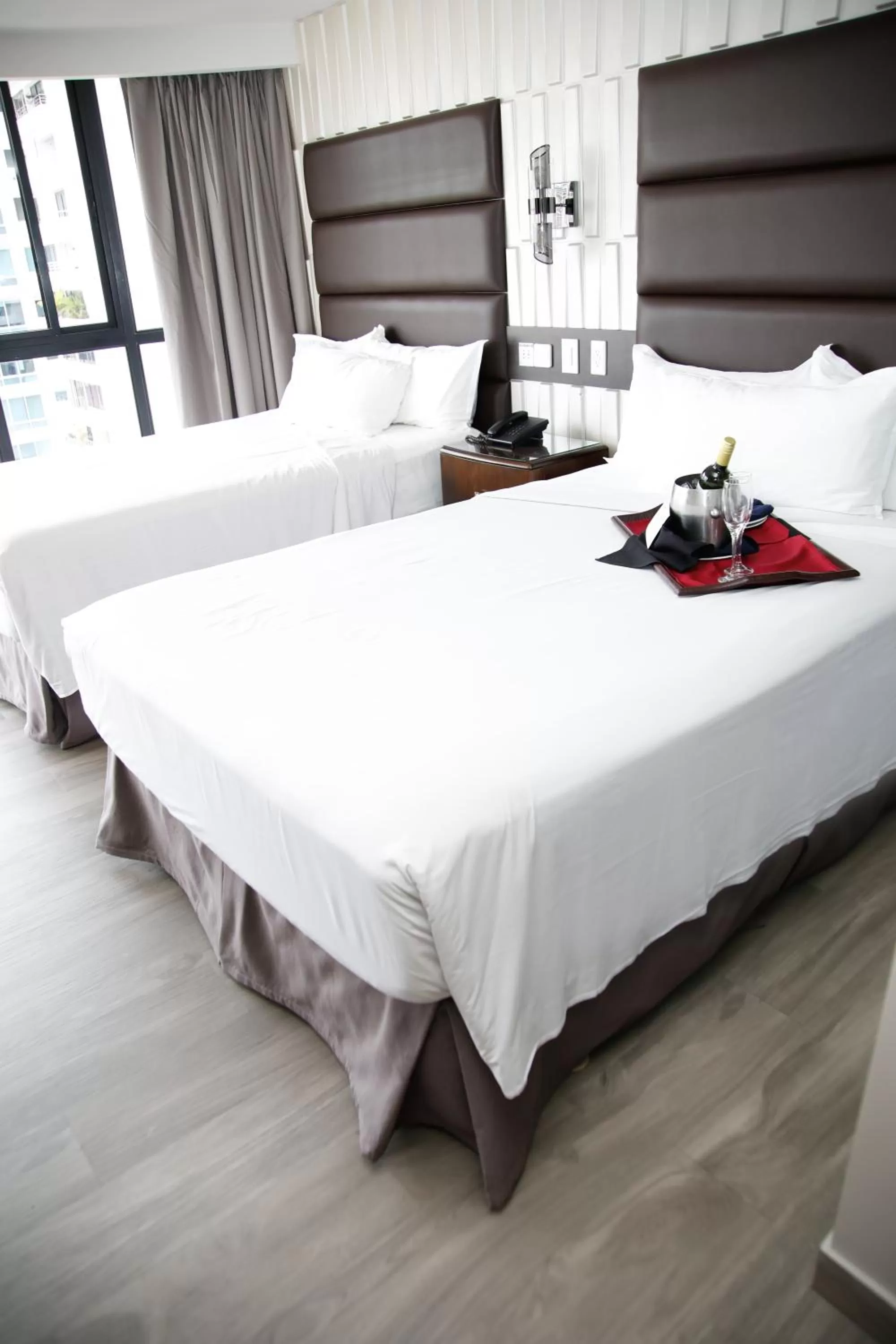 Bedroom, Bed in Plaza Paitilla Inn