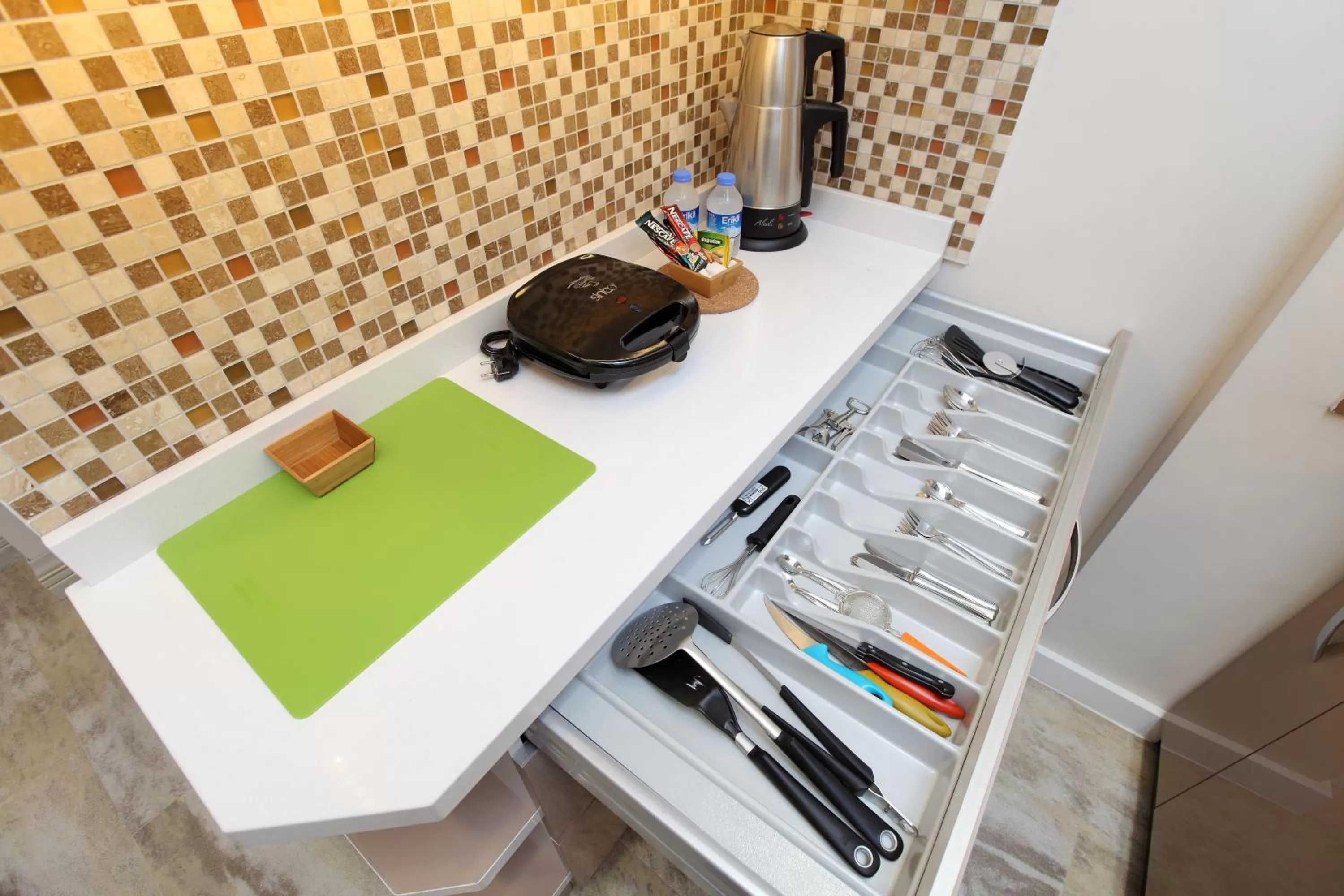 Kitchen or kitchenette in Lir Residence Suites LONG STAY