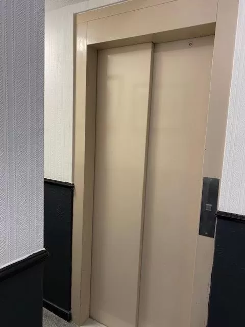 Lobby or reception, TV/Entertainment Center in Pier Walk Hotel