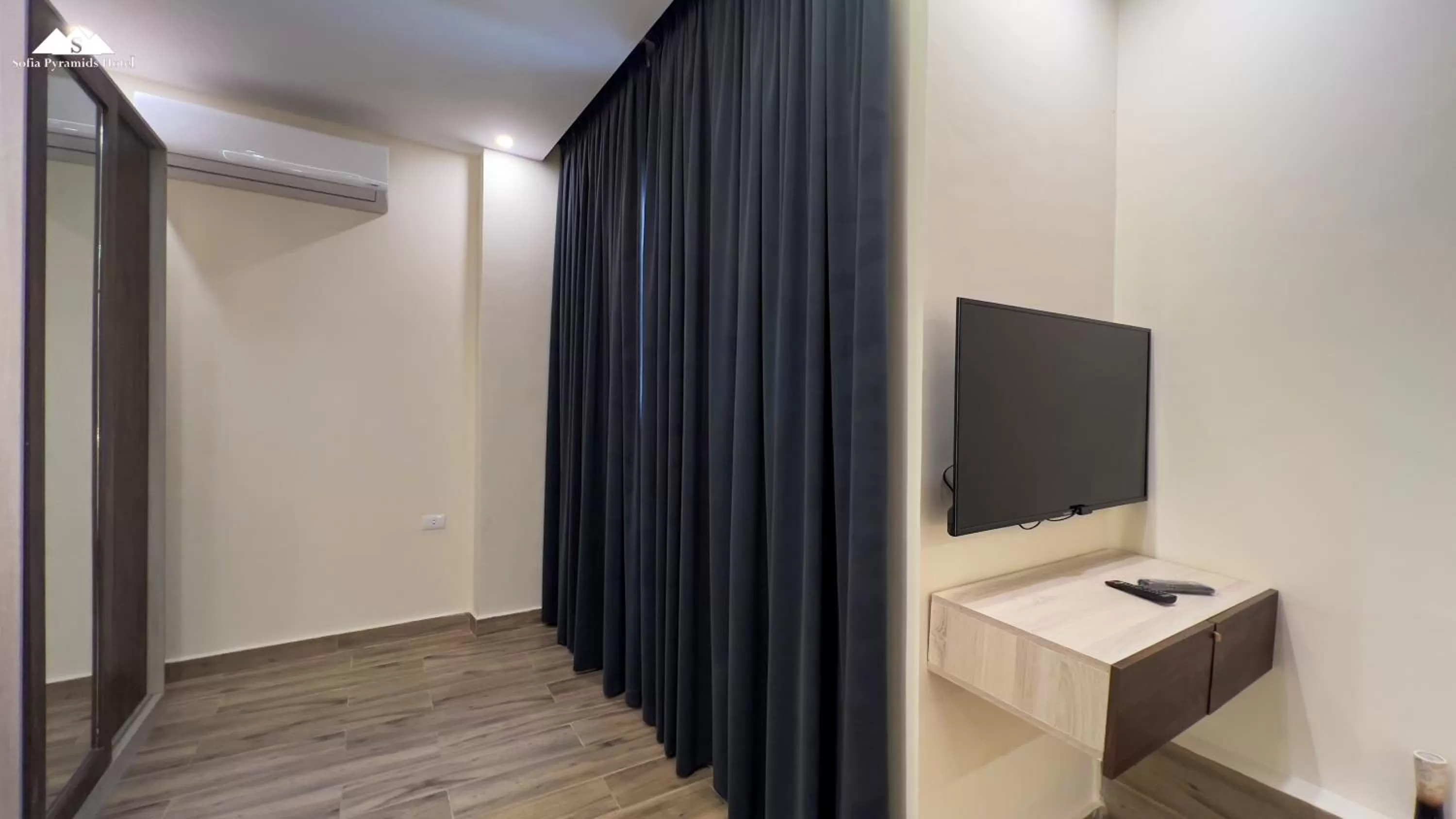 TV and multimedia in Sofia Pyramids Hotel