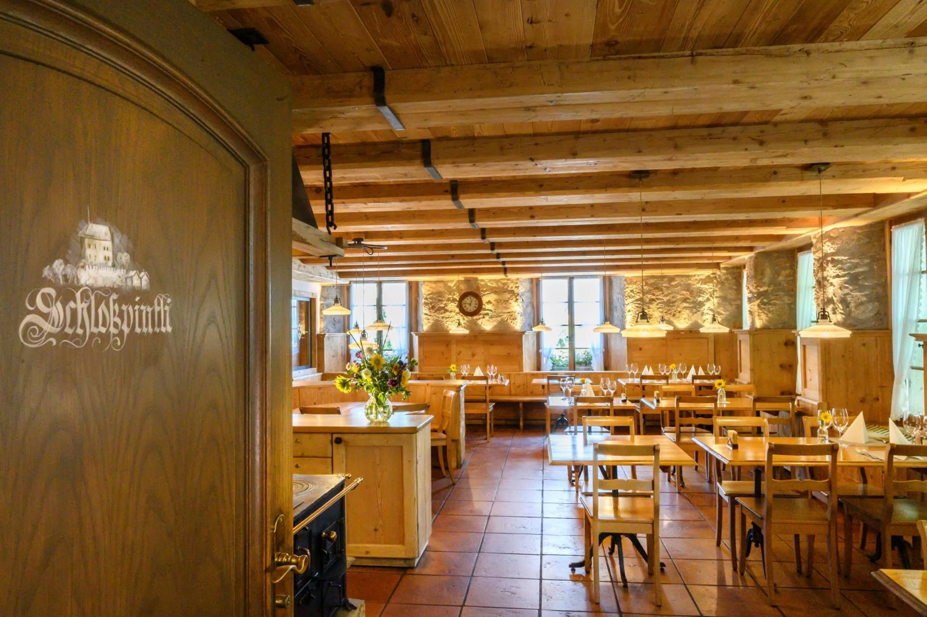 Restaurant/Places to Eat in Romantik Hotel zu den drei Sternen