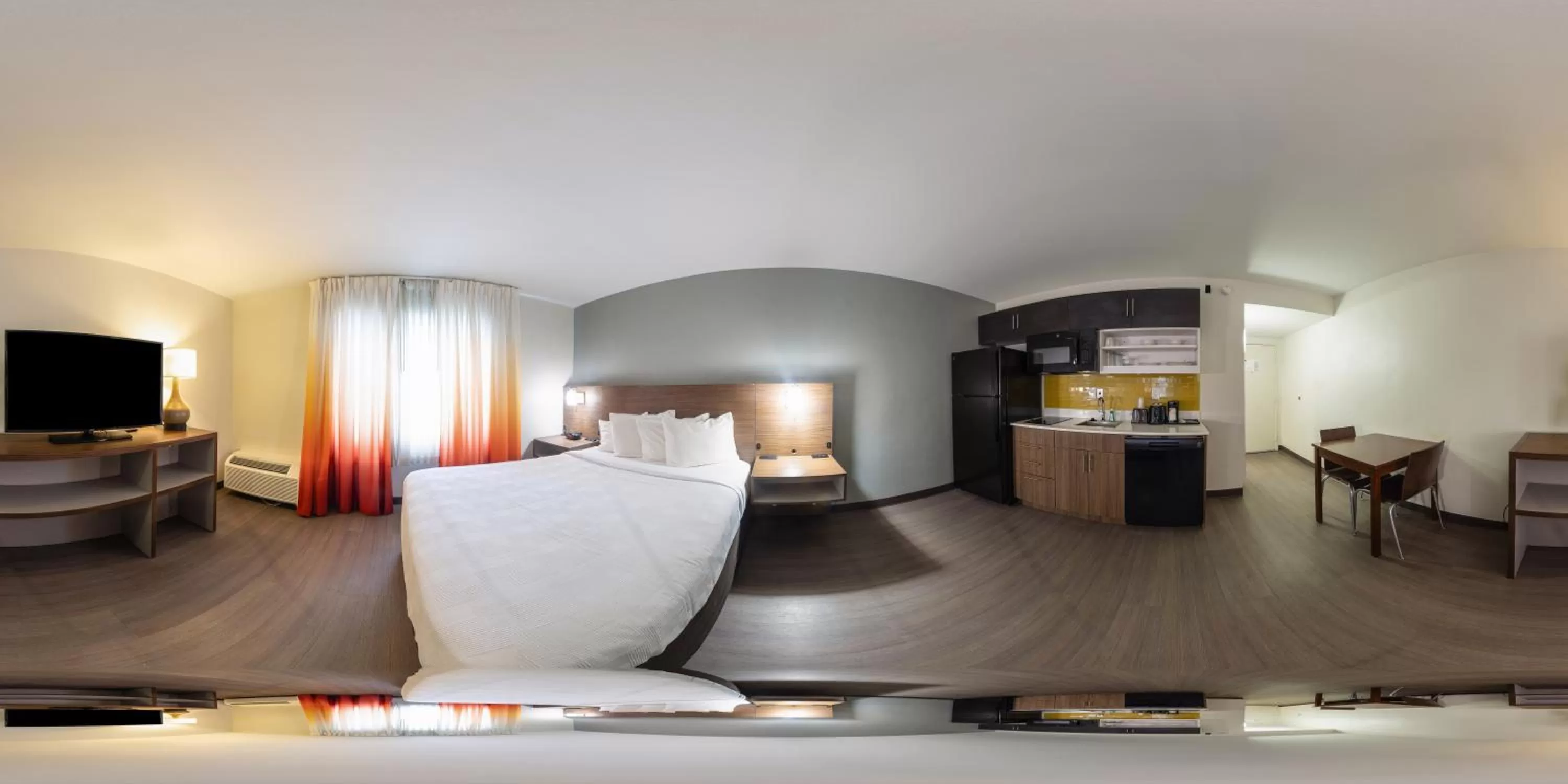 Photo of the whole room in MainStay Suites Savannah Midtown