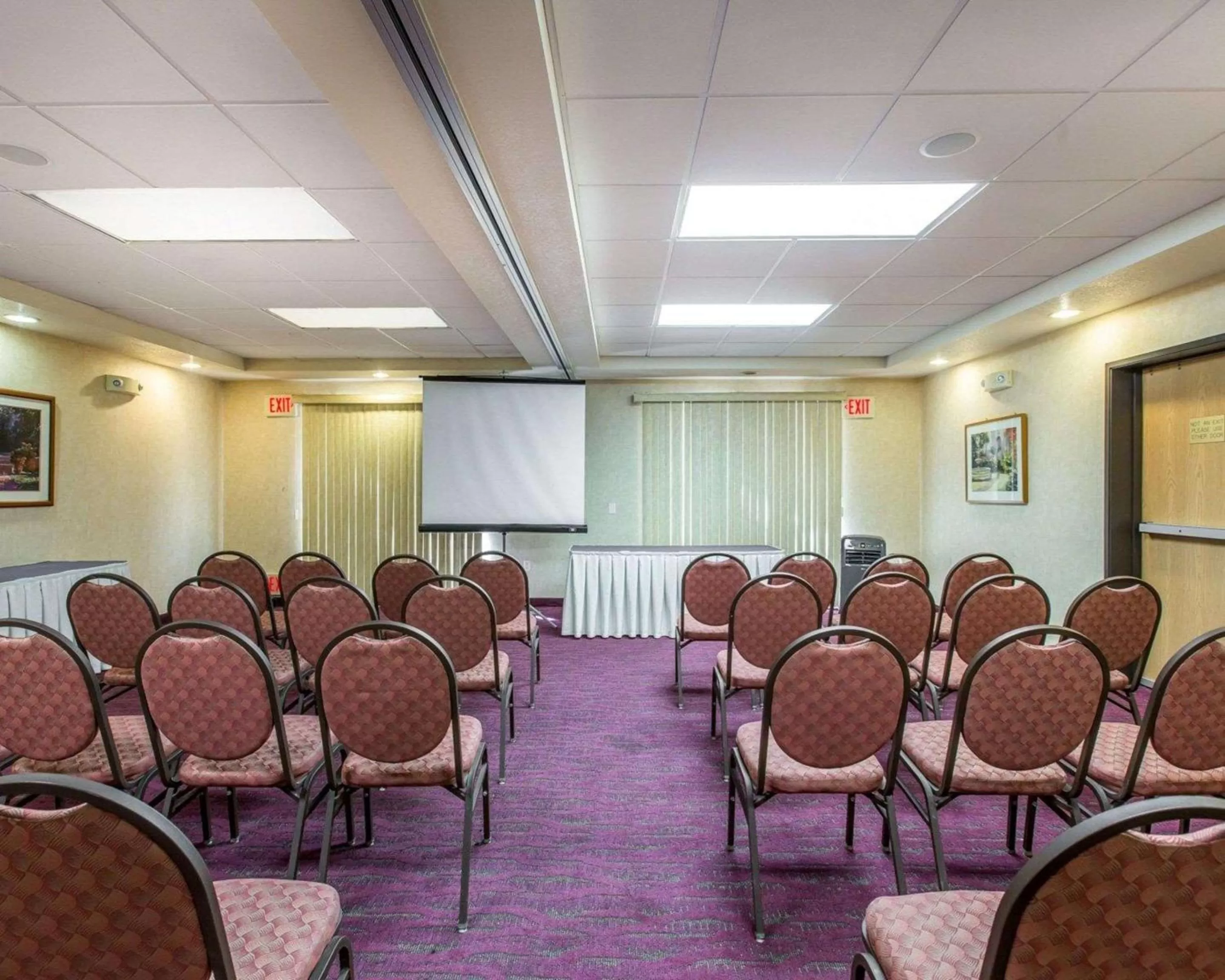 On site in Comfort Suites Palm Desert I-10