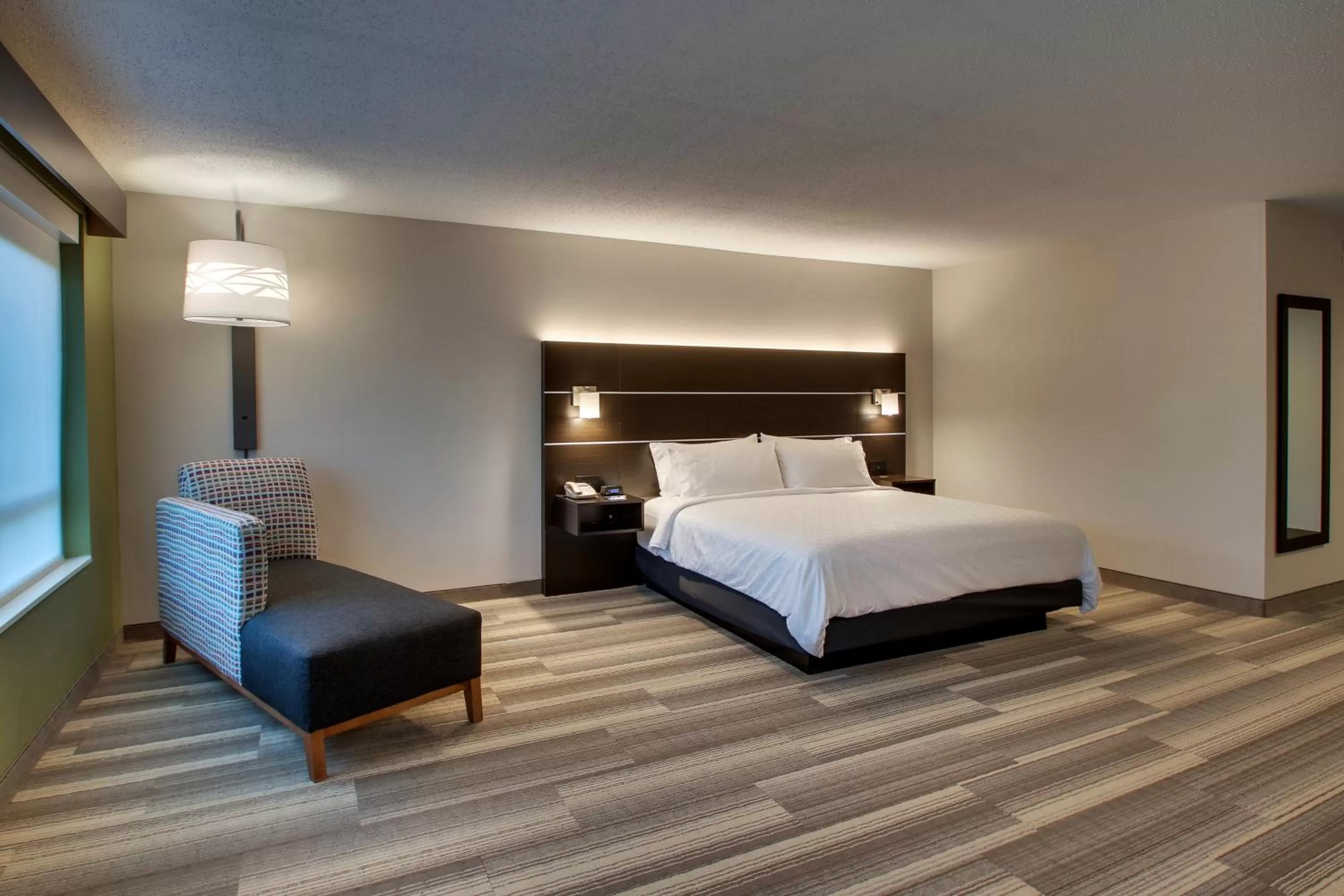 Bedroom, Bed in Holiday Inn Express Georgetown by IHG