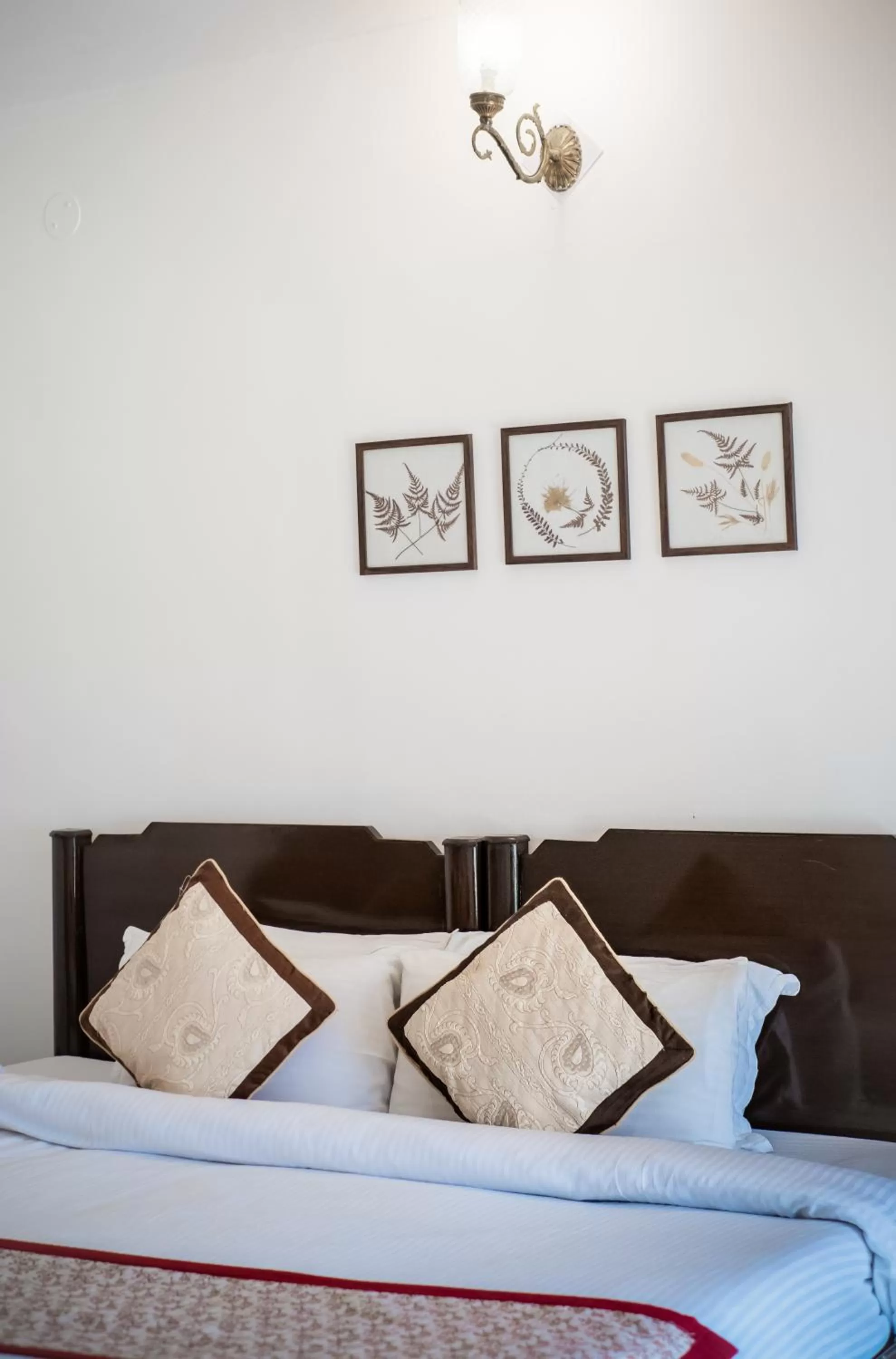 Bed in Bhikampur Lodge By Nine Hotels