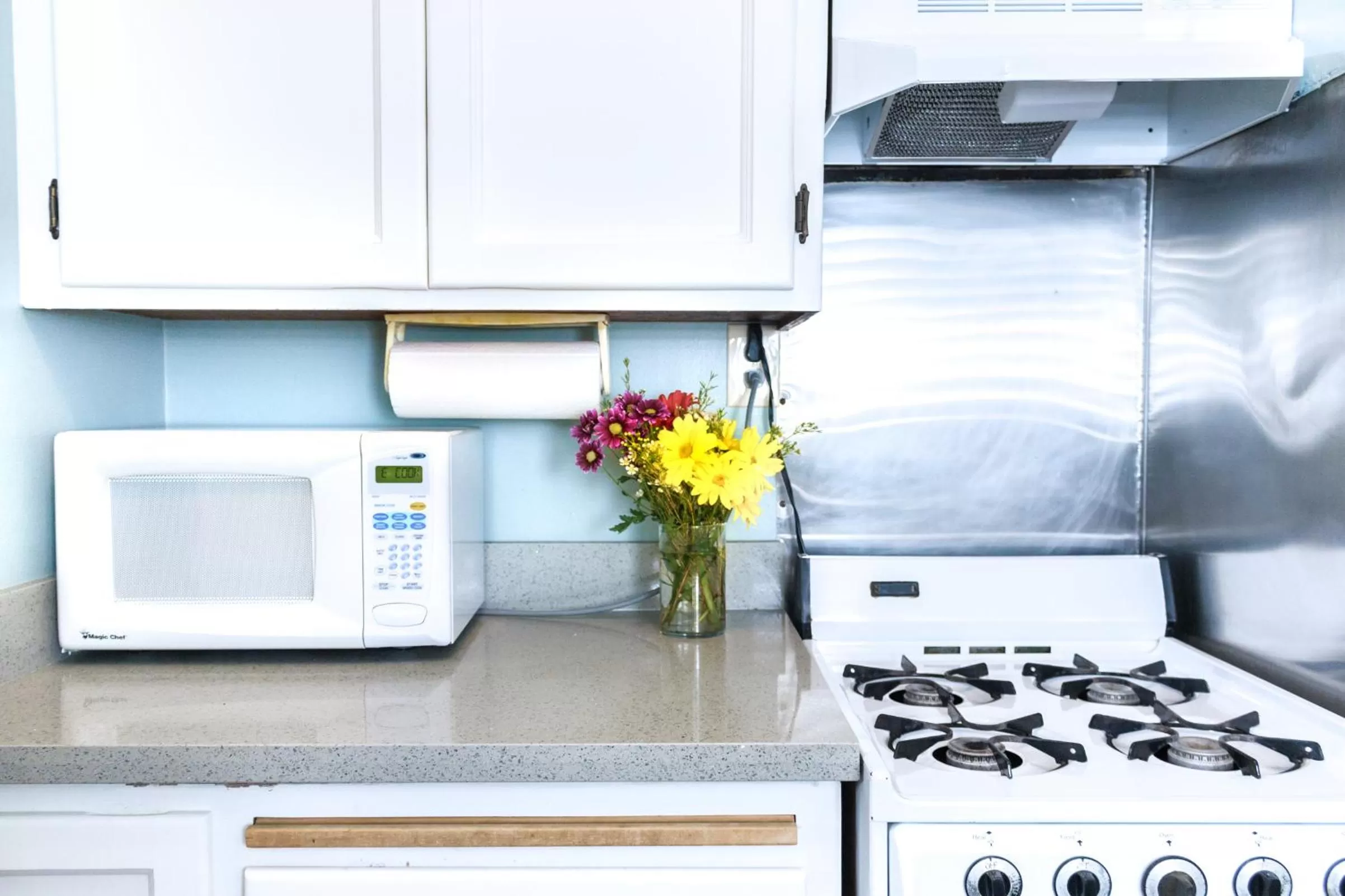 Kitchen or kitchenette in Ocean Echo Inn & Beach Cottages
