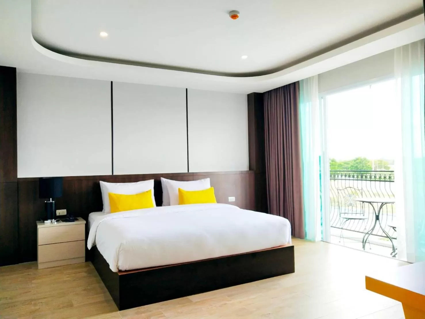 Bedroom, Bed in โคโค่ โฮเทล KOCO Hotel
